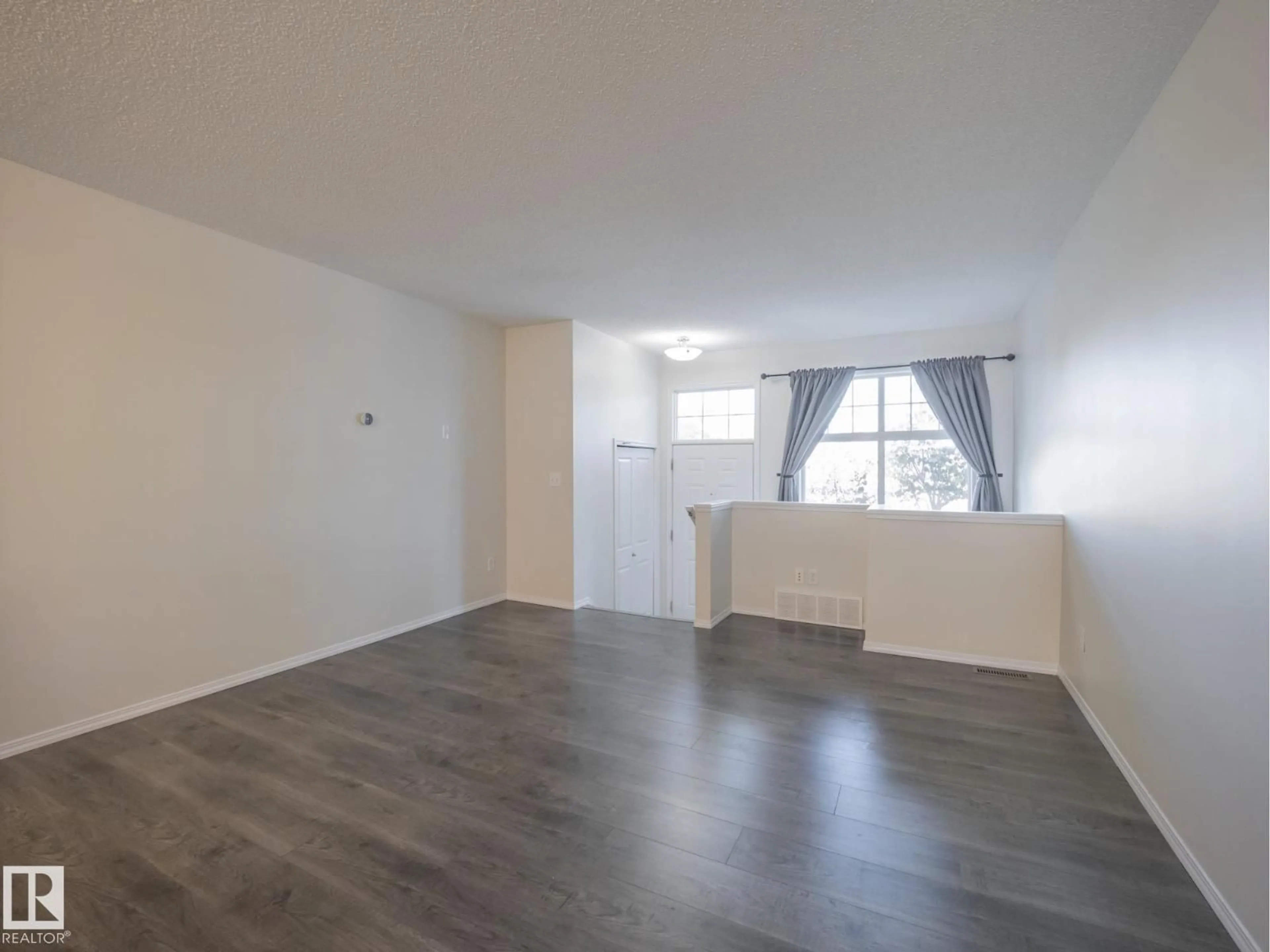 A pic of a room for 2051 - 127 TOWNE CENTRE BV, Edmonton Alberta T6R0G8