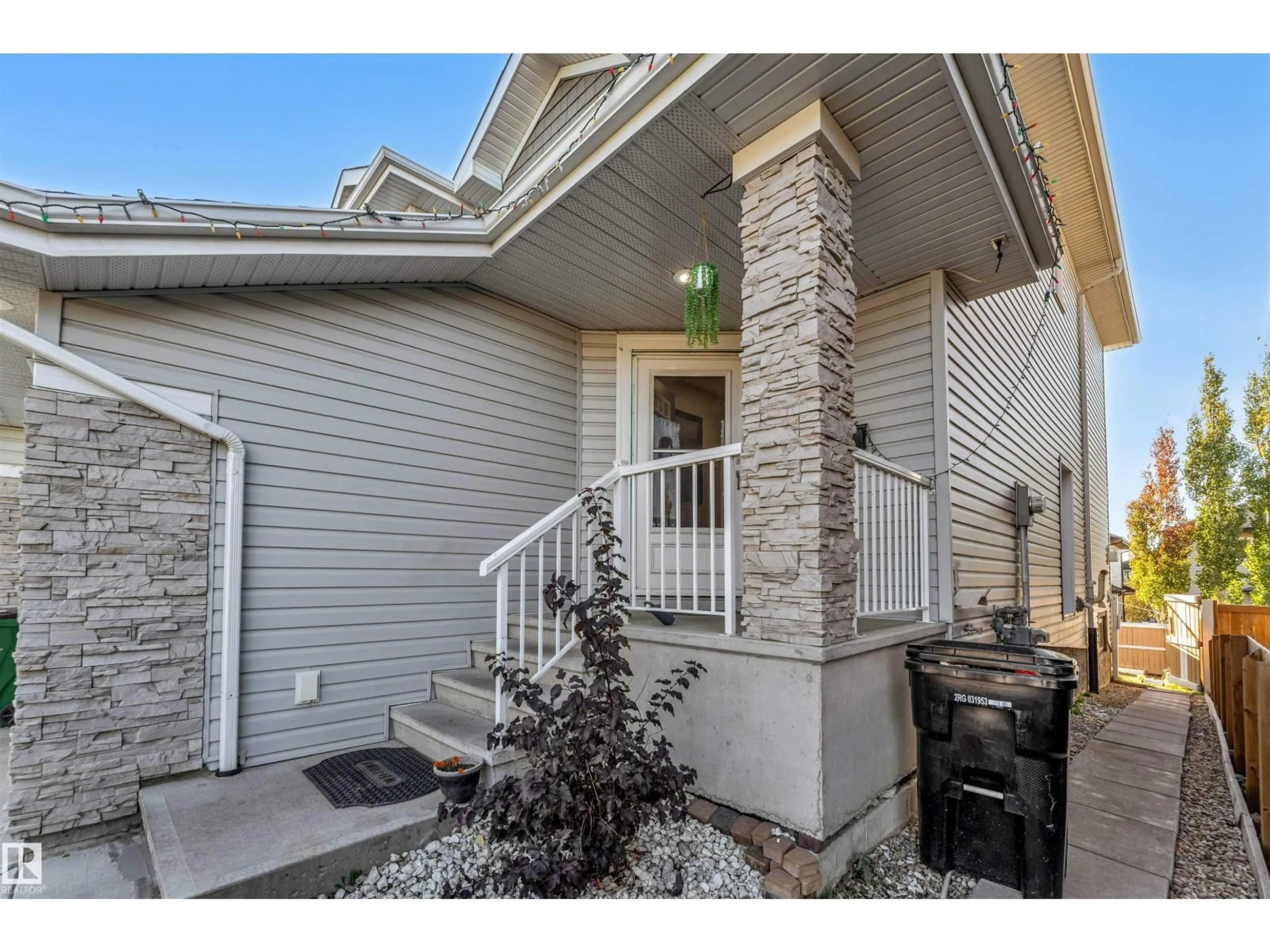 Unknown for SW - 2138 52A ST, Edmonton Alberta T6X1X4