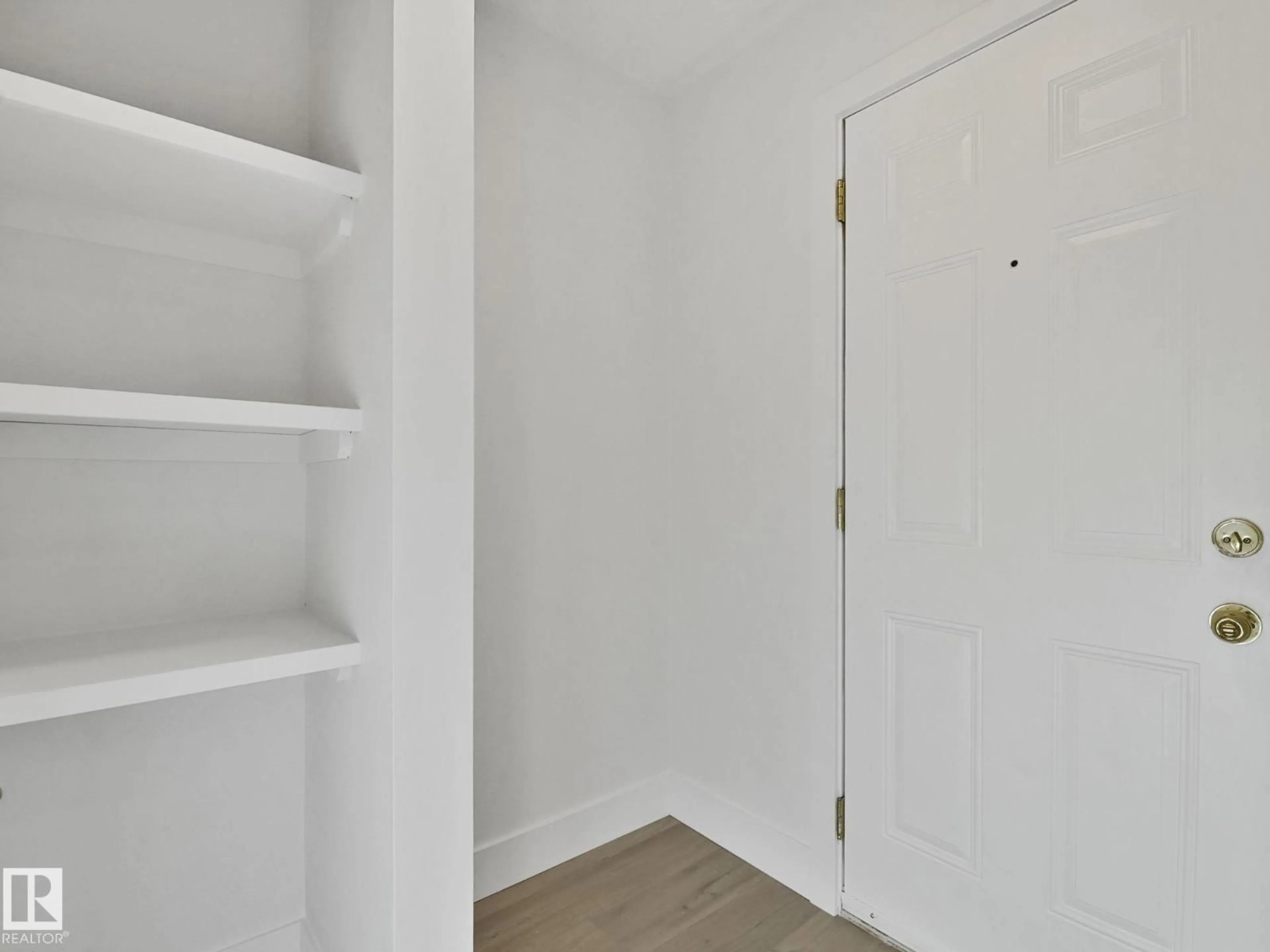 A pic of a room for #10 - 13833 30 ST, Edmonton Alberta T5Y2B2