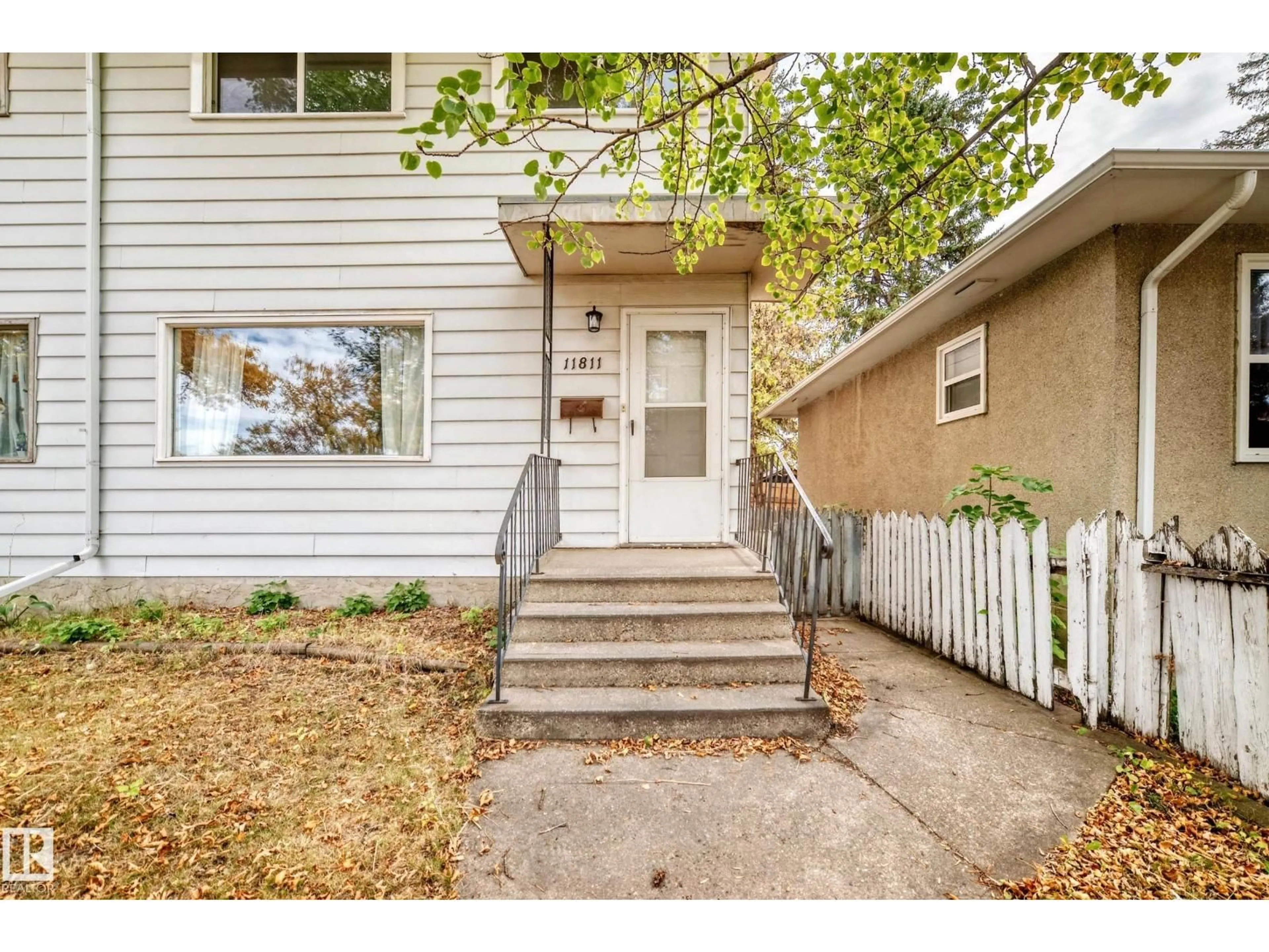 Unknown for NW - 11811 44 ST, Edmonton Alberta T5W2S4
