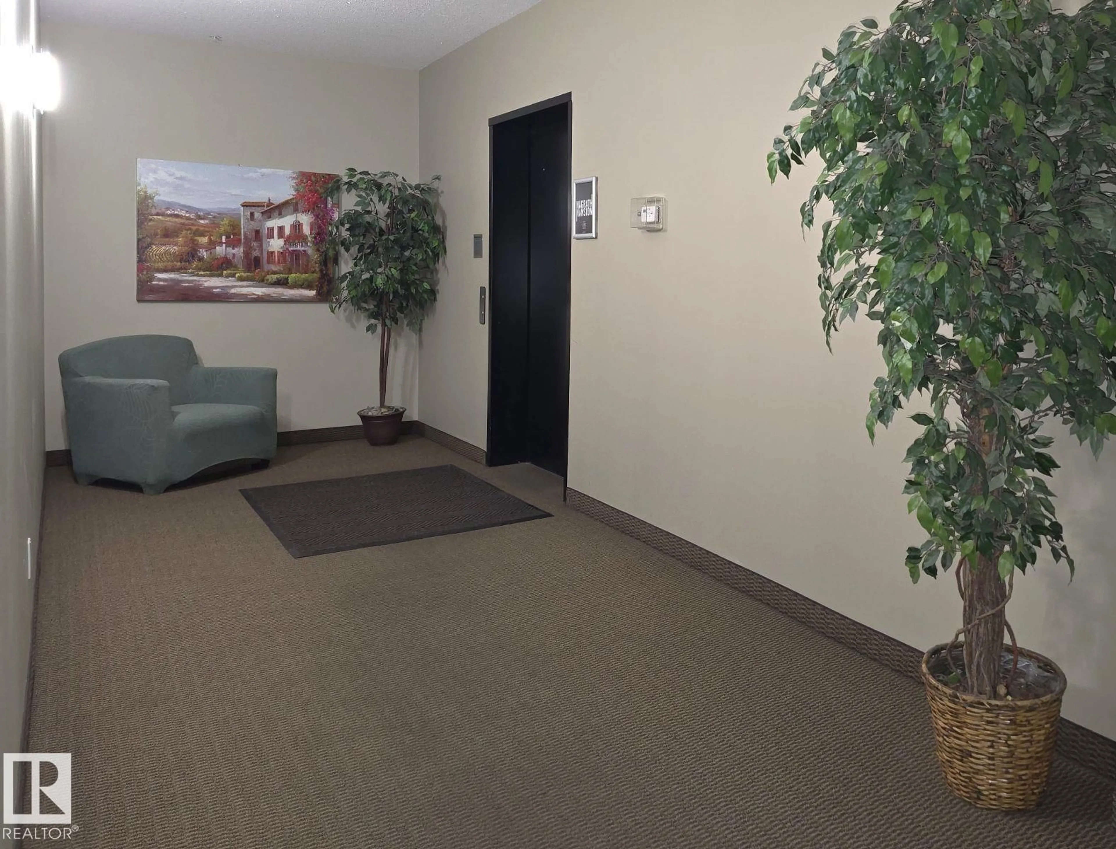 Unknown for 160 - 318 MAGRATH RD, Edmonton Alberta T6R3T7