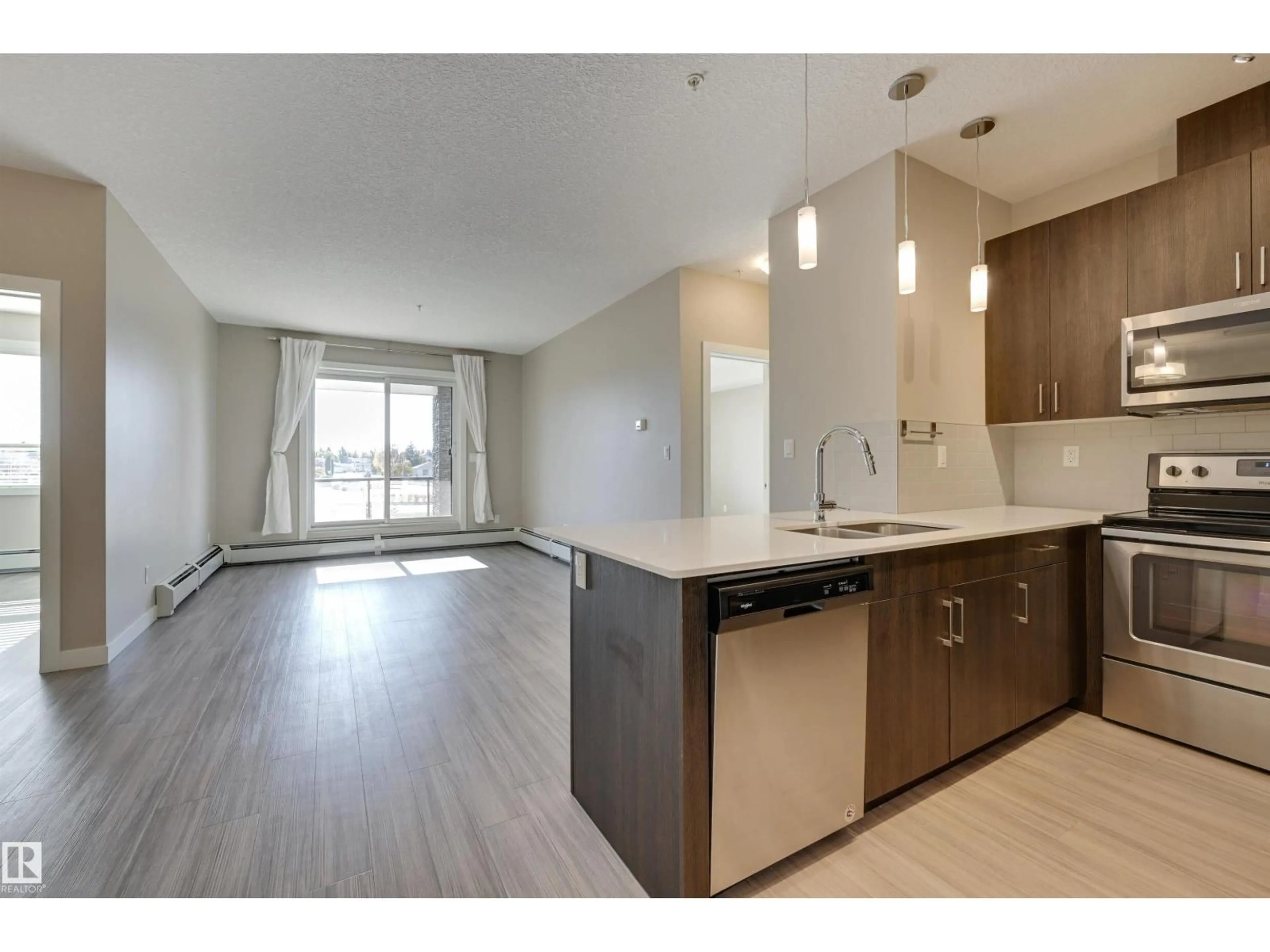 Open concept kitchen, unknown for 17 - 205 COLUMBIA AVENUE, Devon Alberta T9G1Y7