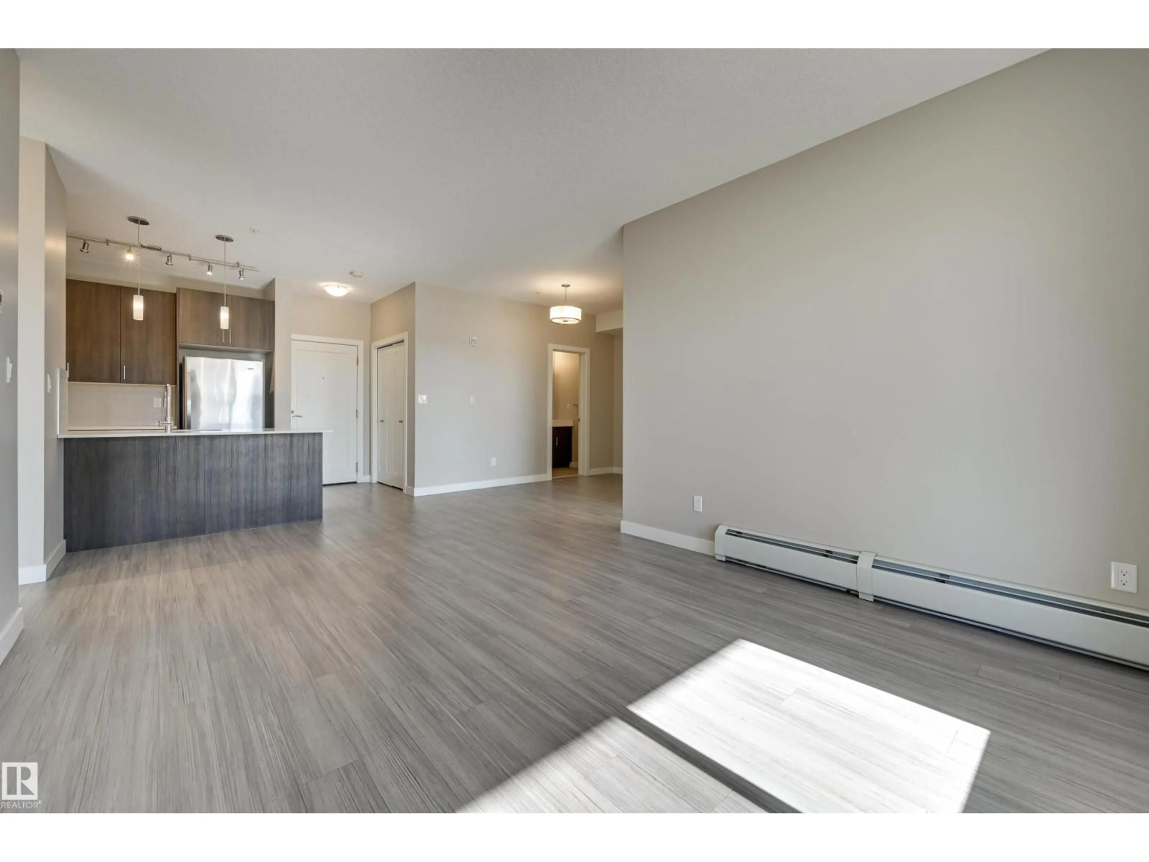 Unknown for 17 - 205 COLUMBIA AVENUE, Devon Alberta T9G1Y7