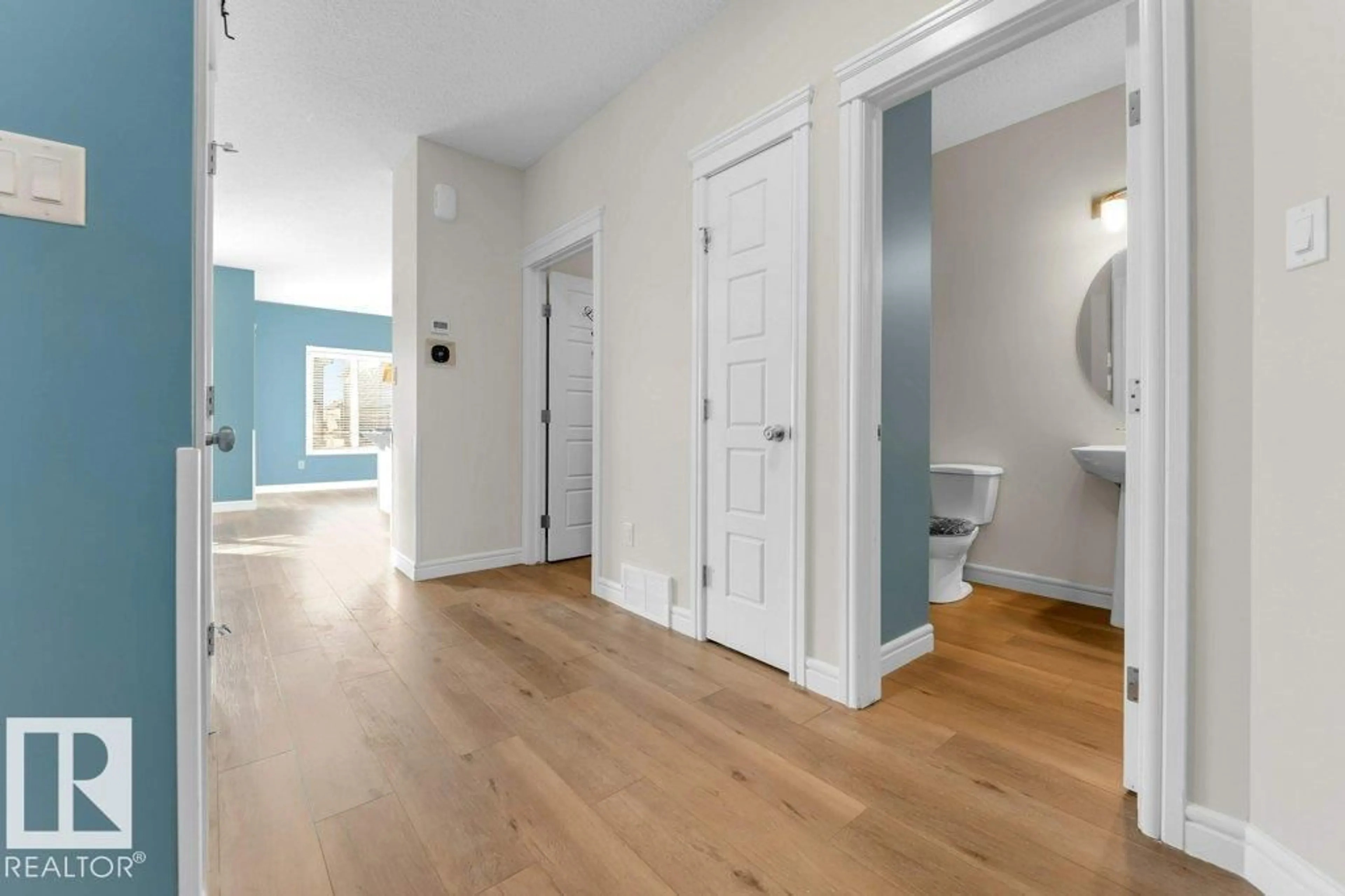 Unknown for 4610 KINSELLA LANDING LD, Edmonton Alberta T6W4K1