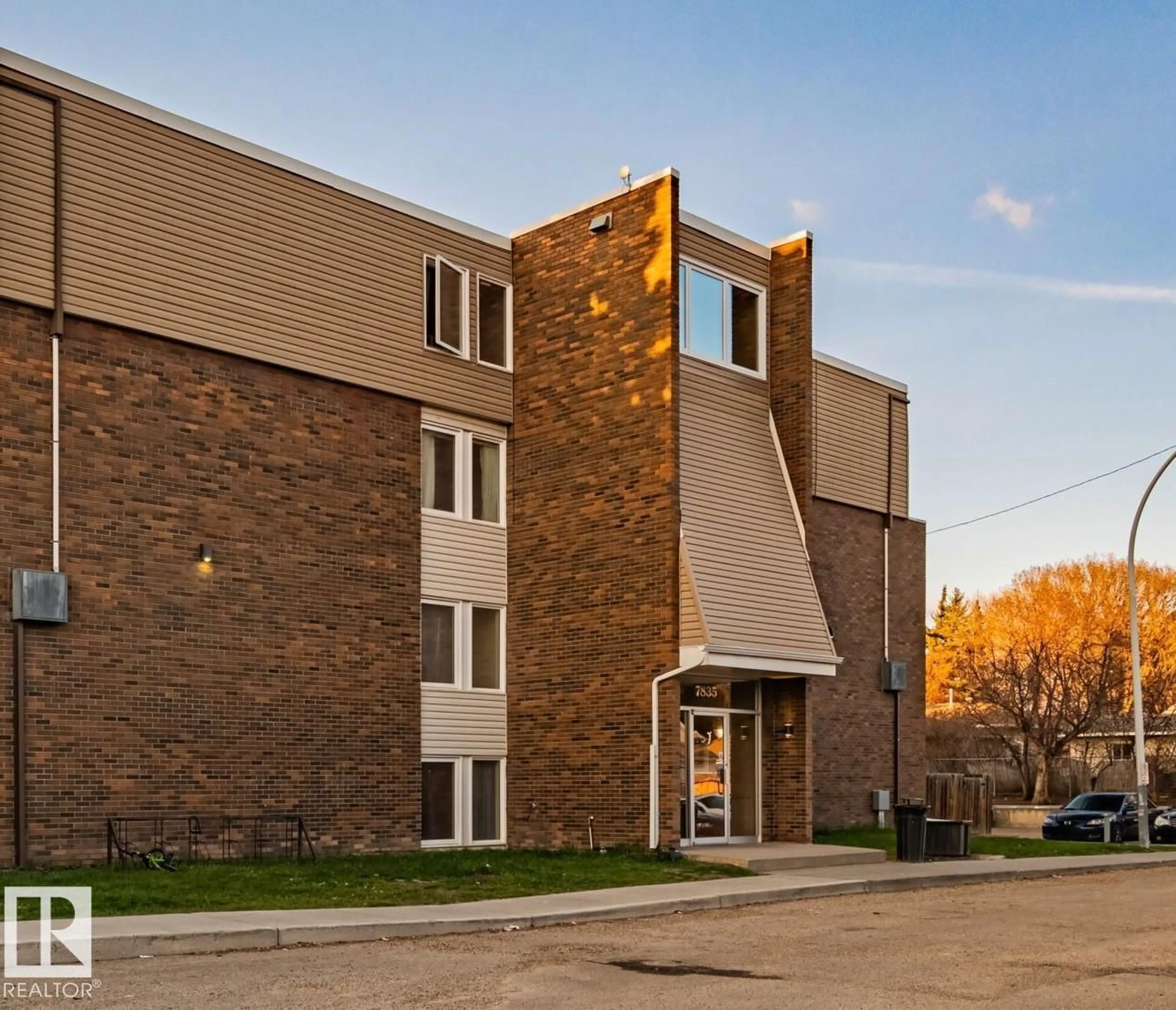Unknown for 216 - 7835 159 ST, Edmonton Alberta T5R2E1