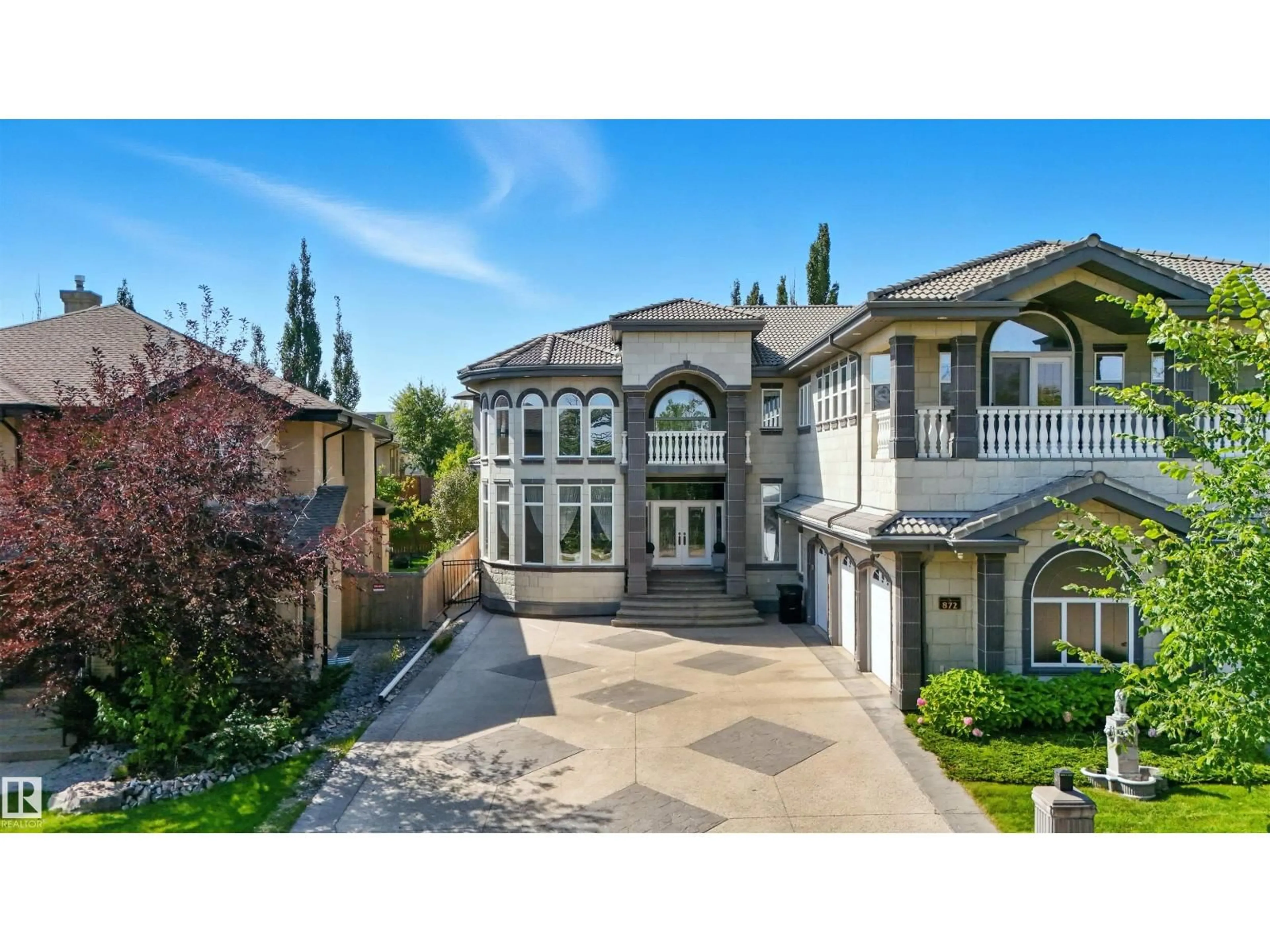 A pic from outside/outdoor area/front of a property/back of a property/a pic from drone, street for 872 HOLLANDS LANDING LD, Edmonton Alberta T6R3T1
