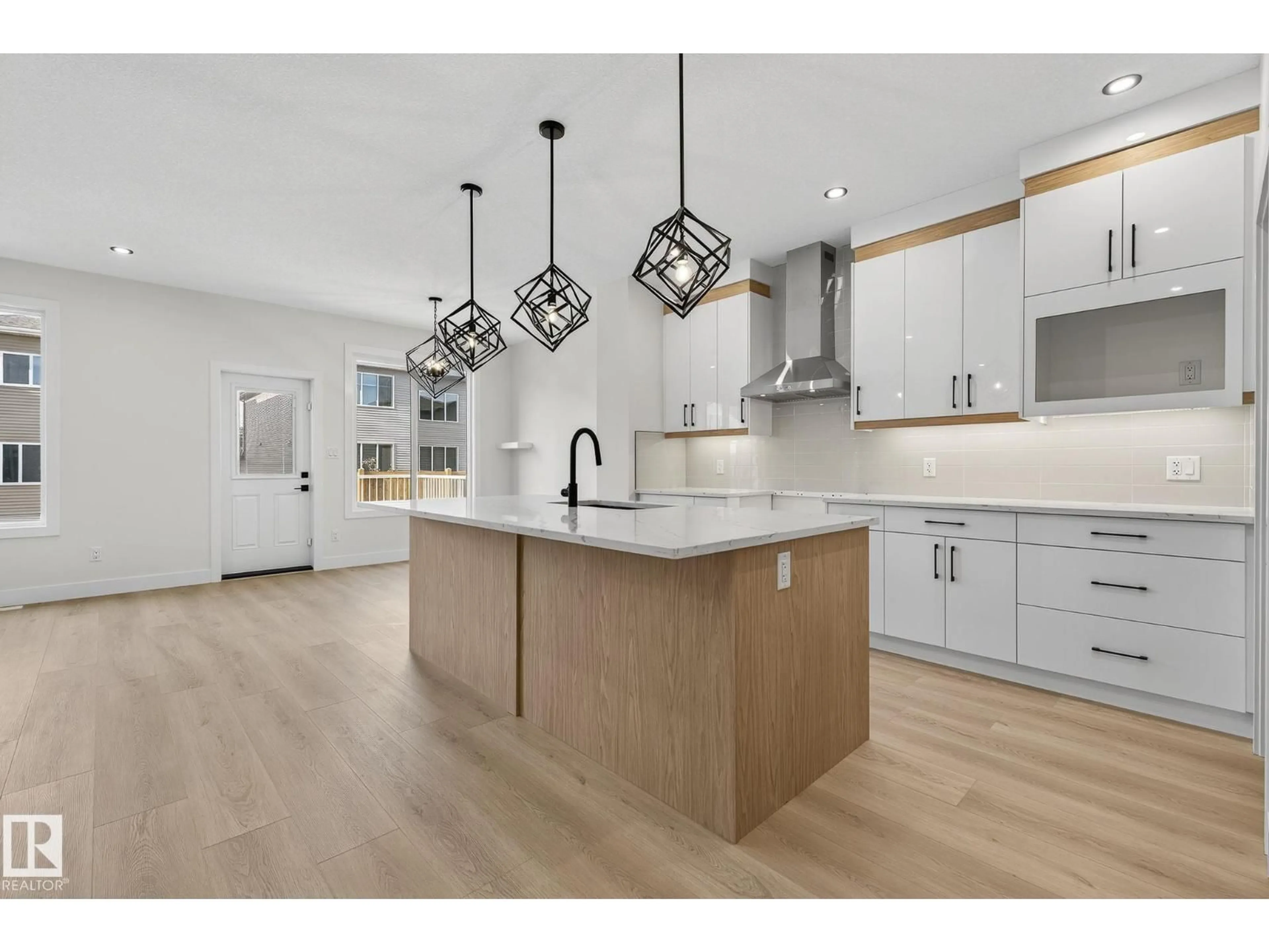 Open concept kitchen, unknown for 136 WYATT RG, Fort Saskatchewan Alberta T8L3L7