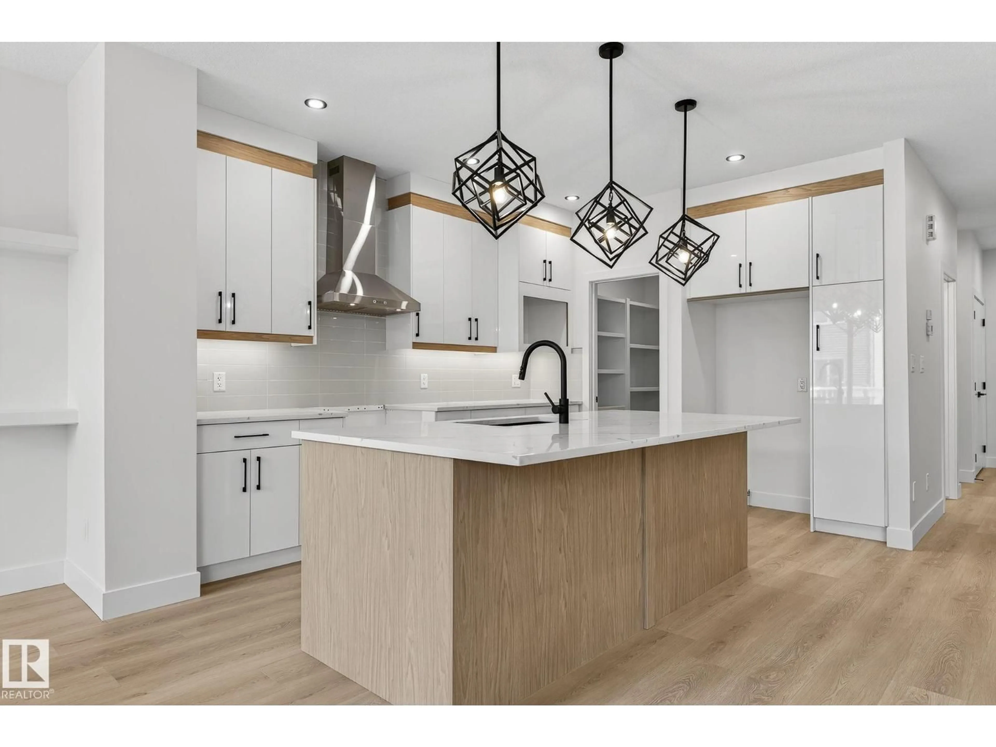 Open concept kitchen, unknown for 136 WYATT RG, Fort Saskatchewan Alberta T8L3L7
