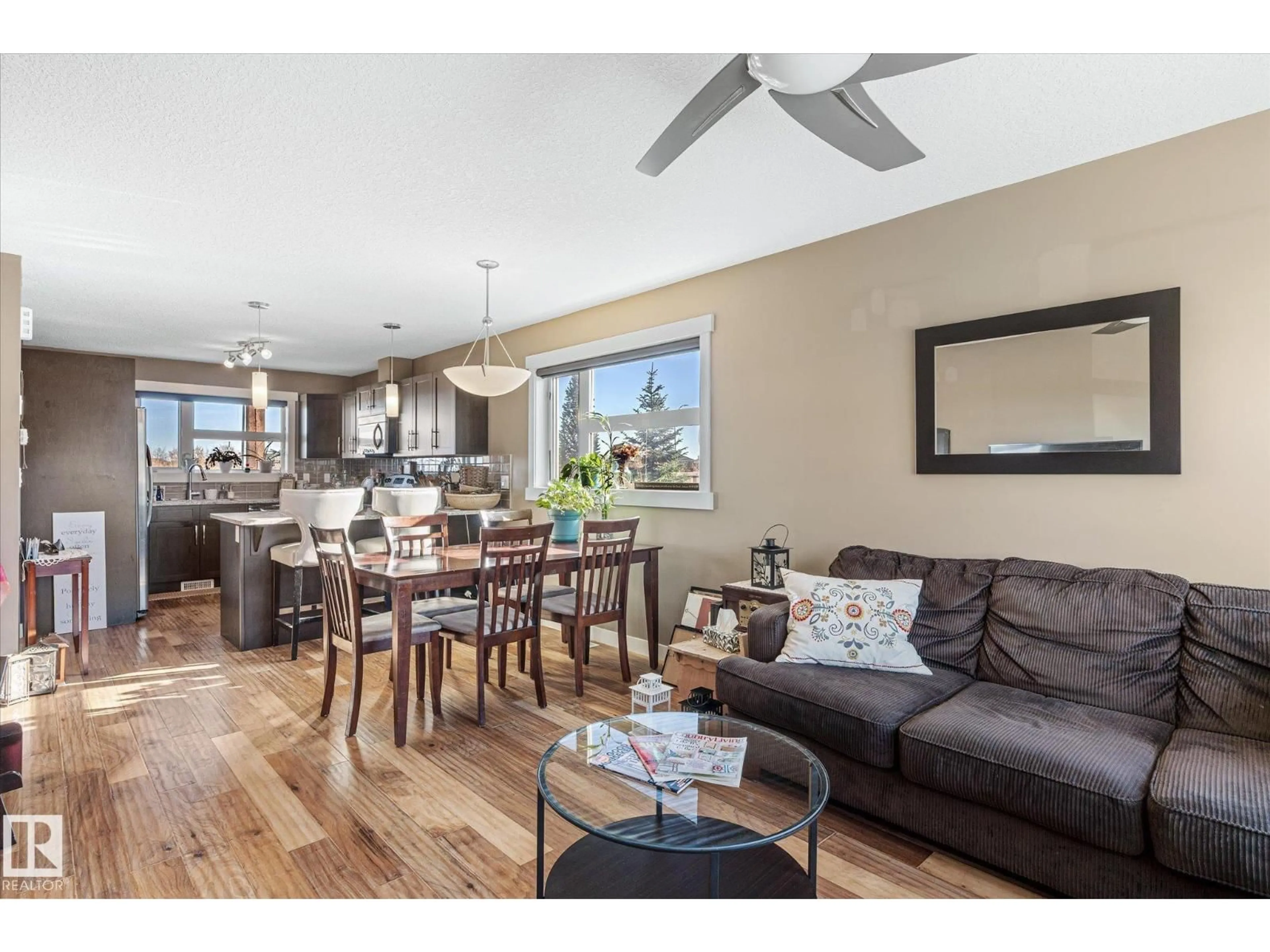 Open concept kitchen, wood/laminate floor for 187 - 401 SOUTHFORK DR, Leduc Alberta T9E0X1