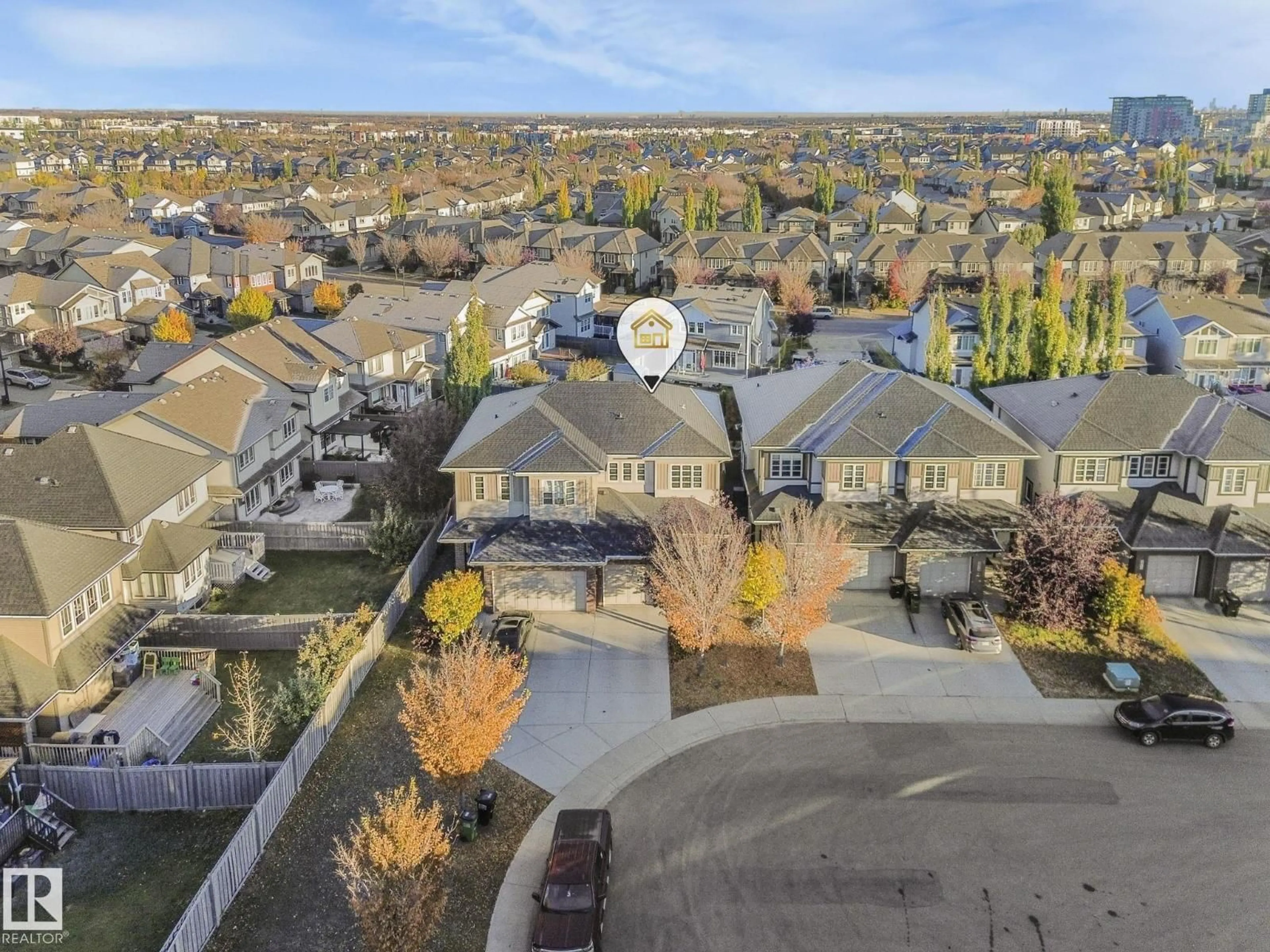 A pic from outside/outdoor area/front of a property/back of a property/a pic from drone, unknown for SW - 2928 ANDERSON CT, Edmonton Alberta T6W2N3
