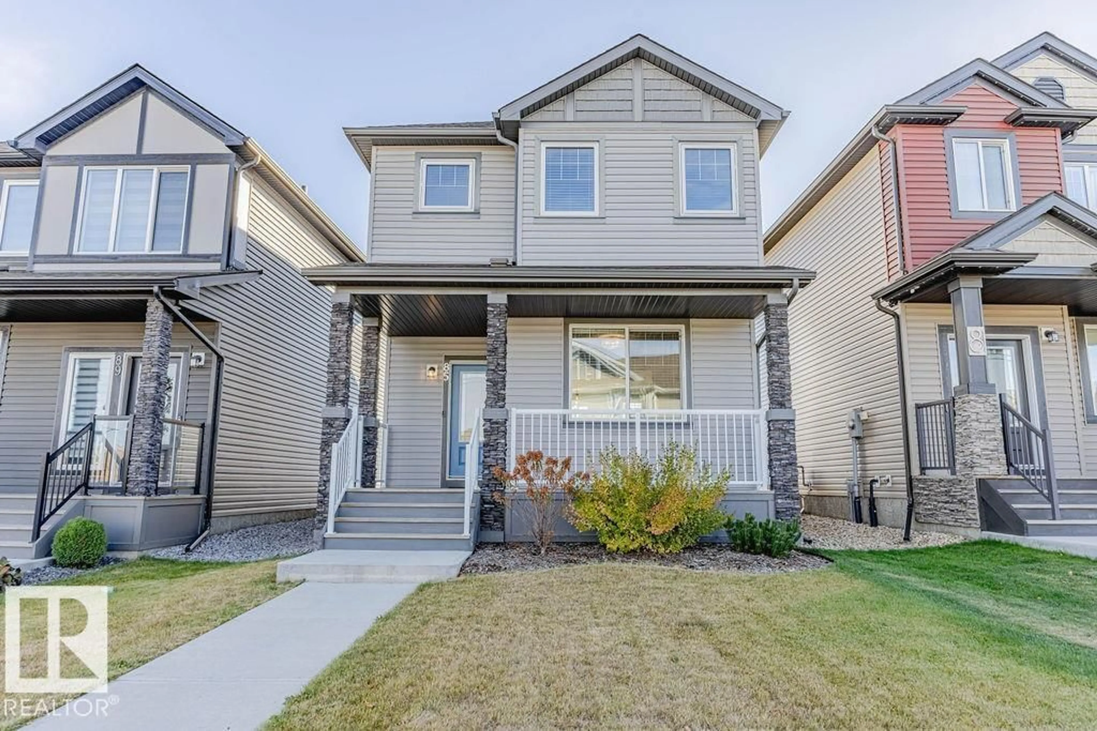 Home with vinyl exterior material, street for 85 SENTRY WY, Sherwood Park Alberta T8H1B1