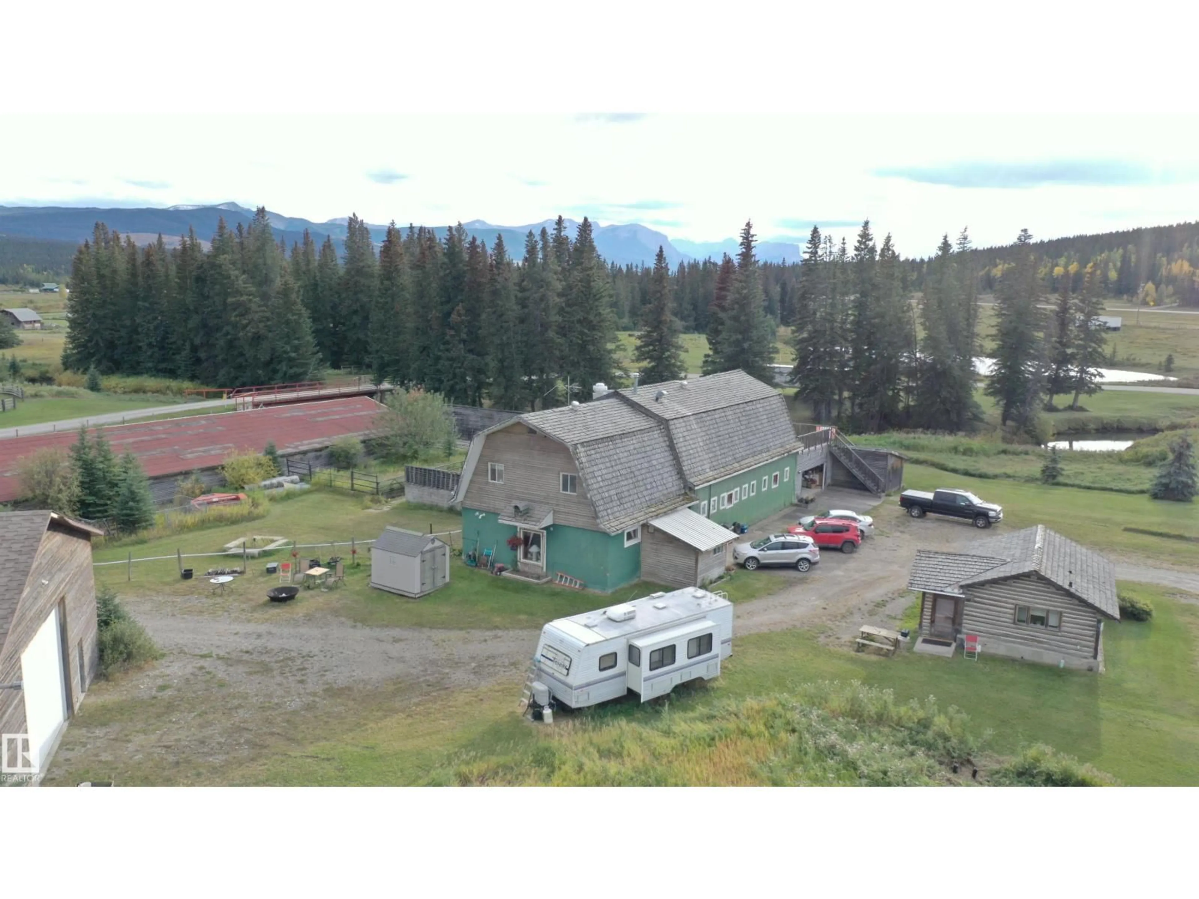 A pic from outside/outdoor area/front of a property/back of a property/a pic from drone, mountain view for NA - 50409B HIGHWAY 16, Rural Yellowhead Alberta T7V1A0