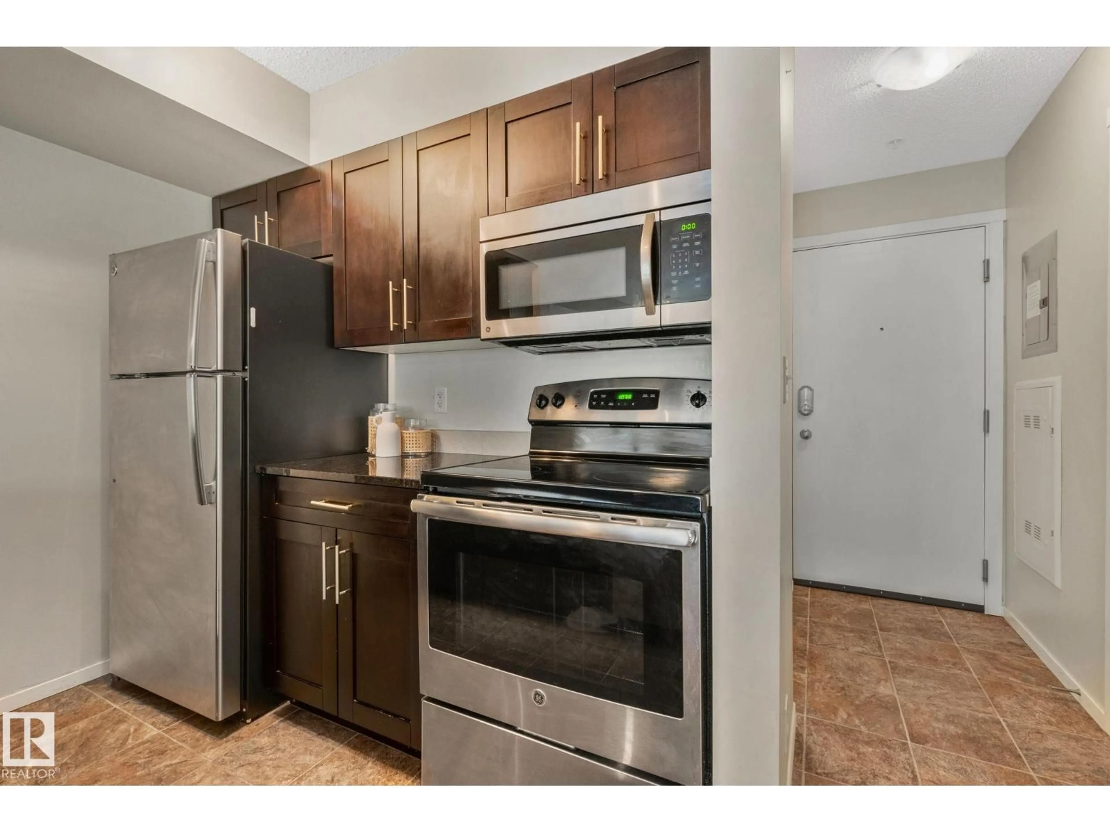 Standard kitchen, unknown for 5804 - 210 MULLEN PL, Edmonton Alberta T6R0W3