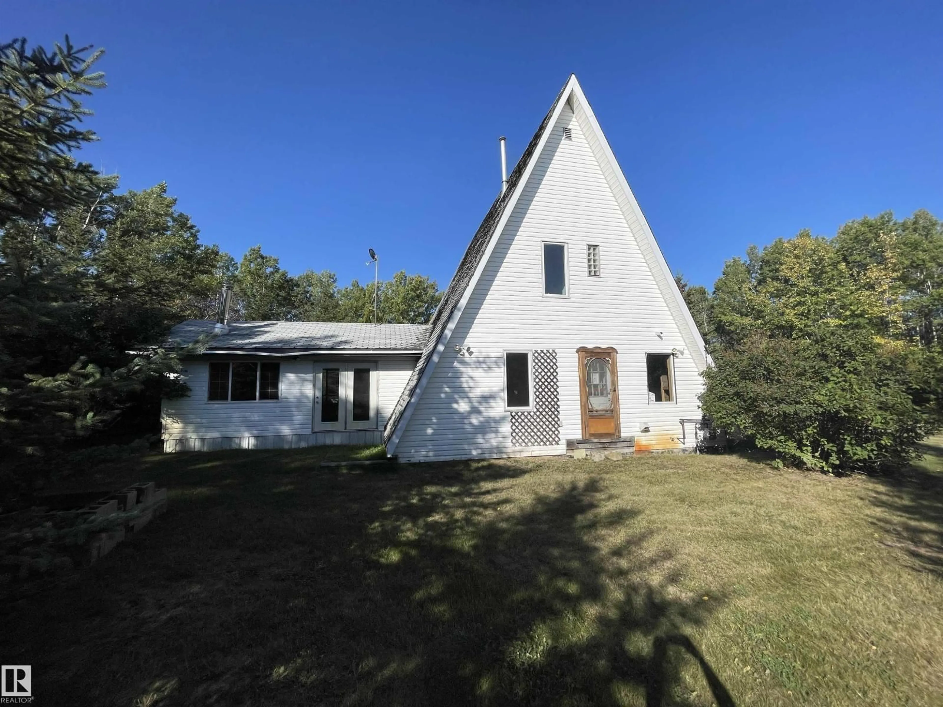 A pic from outside/outdoor area/front of a property/back of a property/a pic from drone, unknown for 61209 - 205 RGE RD 465, Rural Bonnyville M.D. Alberta T9N2H4