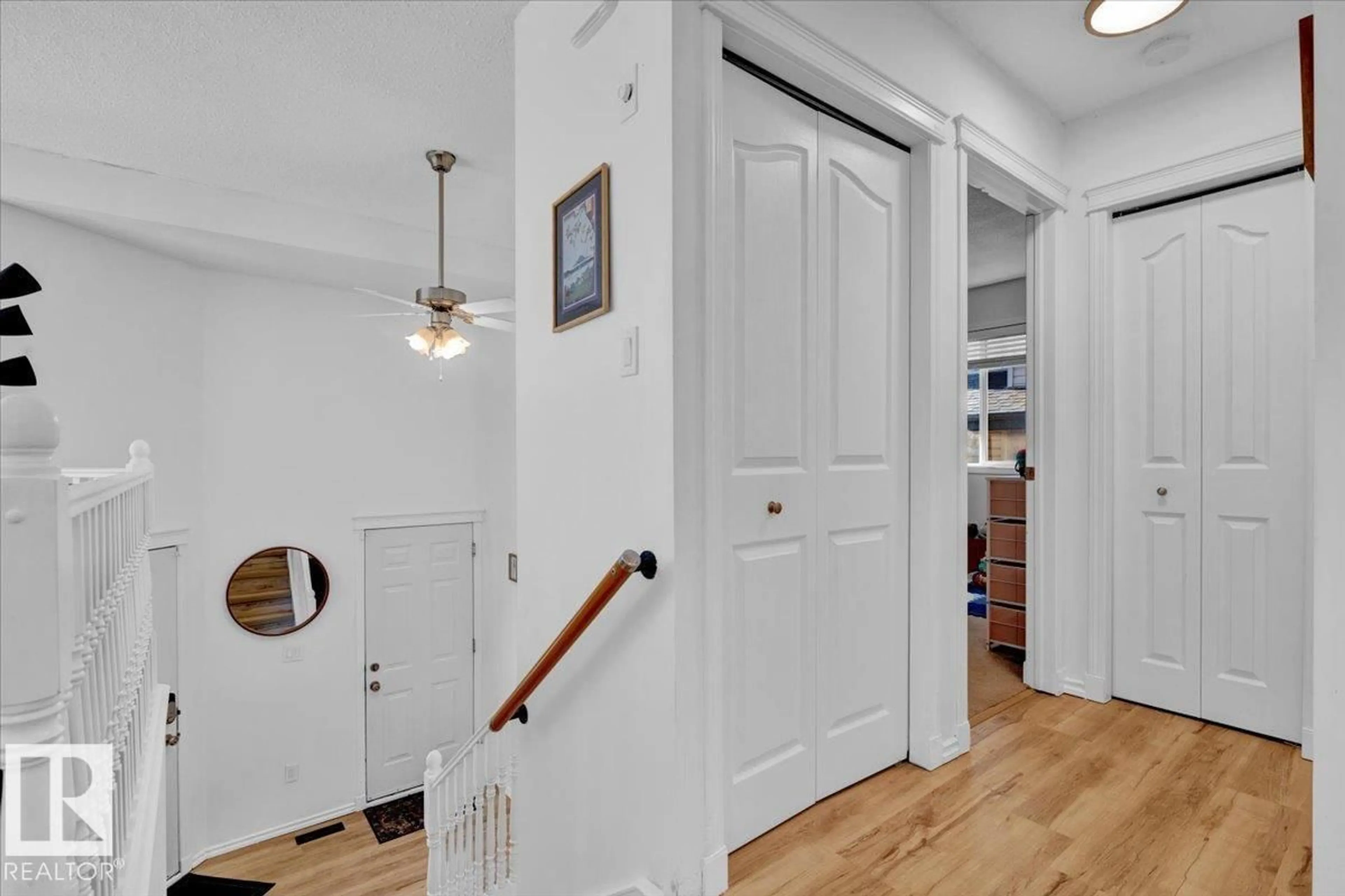Indoor entryway for 49 BIRCHMONT DR, Leduc Alberta T9E8S4