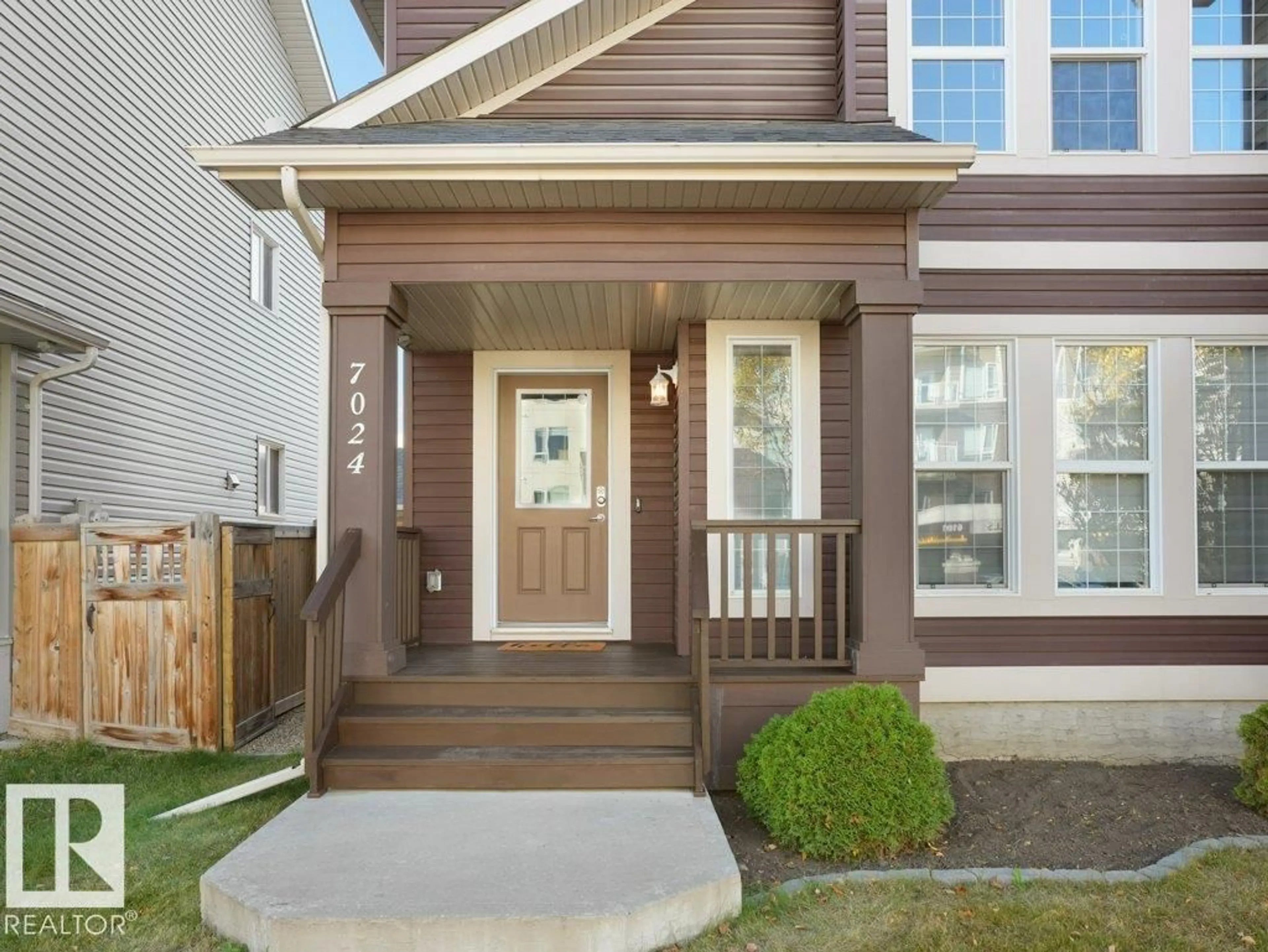 Home with vinyl exterior material, street for 7024 ETON BV, Sherwood Park Alberta T8H0K9