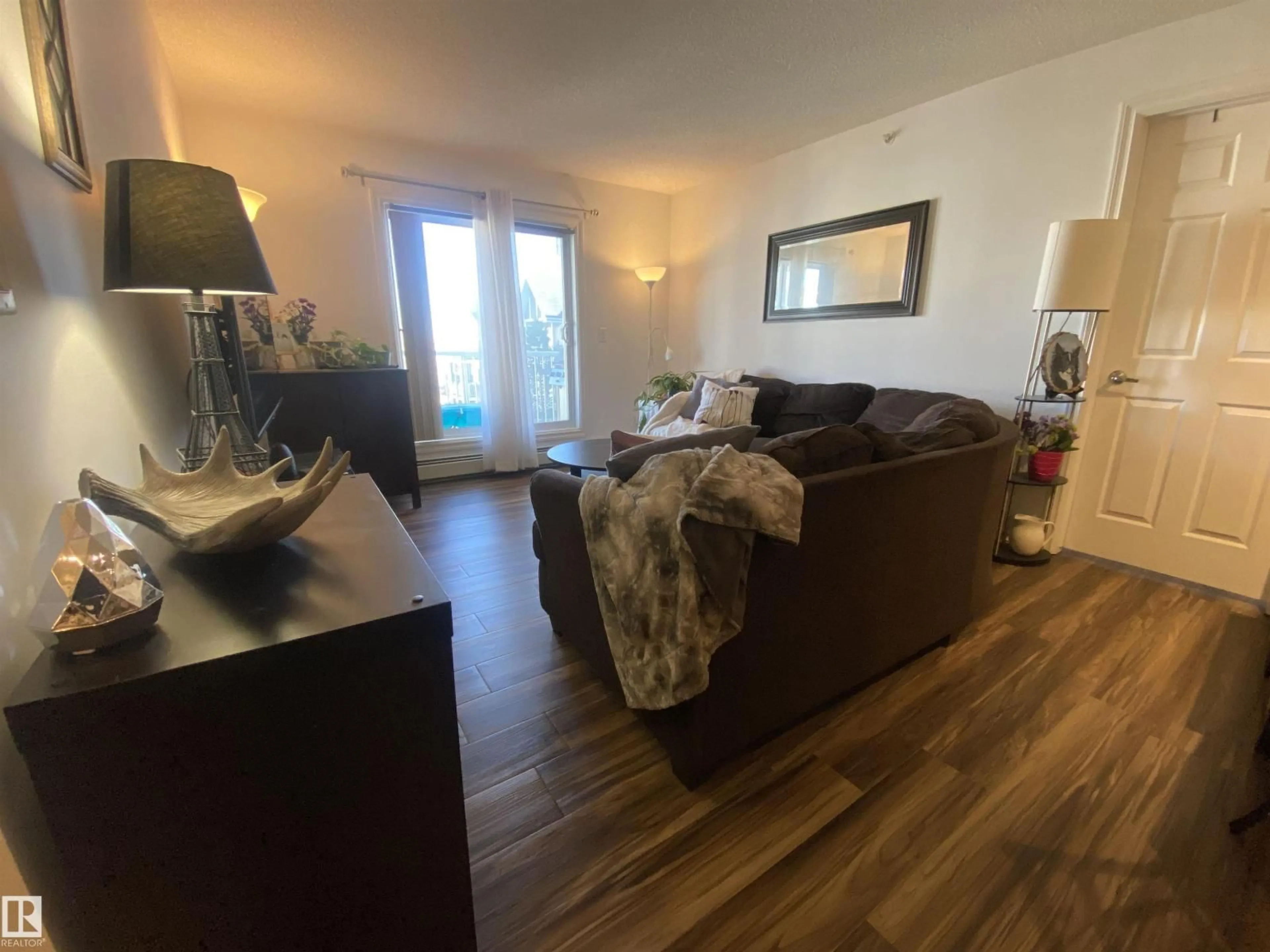 A pic of a room for 403 - 4403 23 ST, Edmonton Alberta T6T0E4