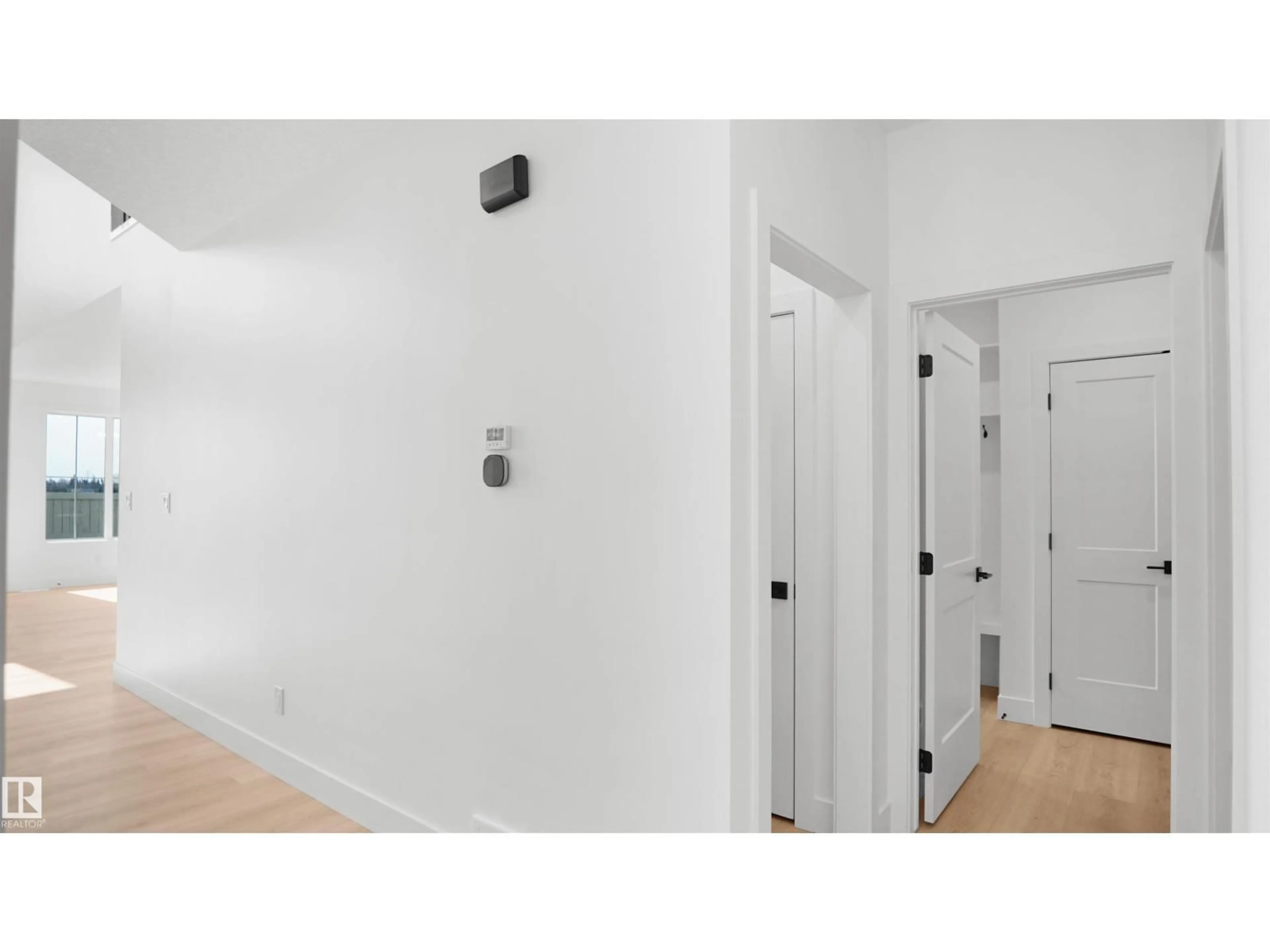 A pic of a room for 807 30 AV, Edmonton Alberta T6T2V3