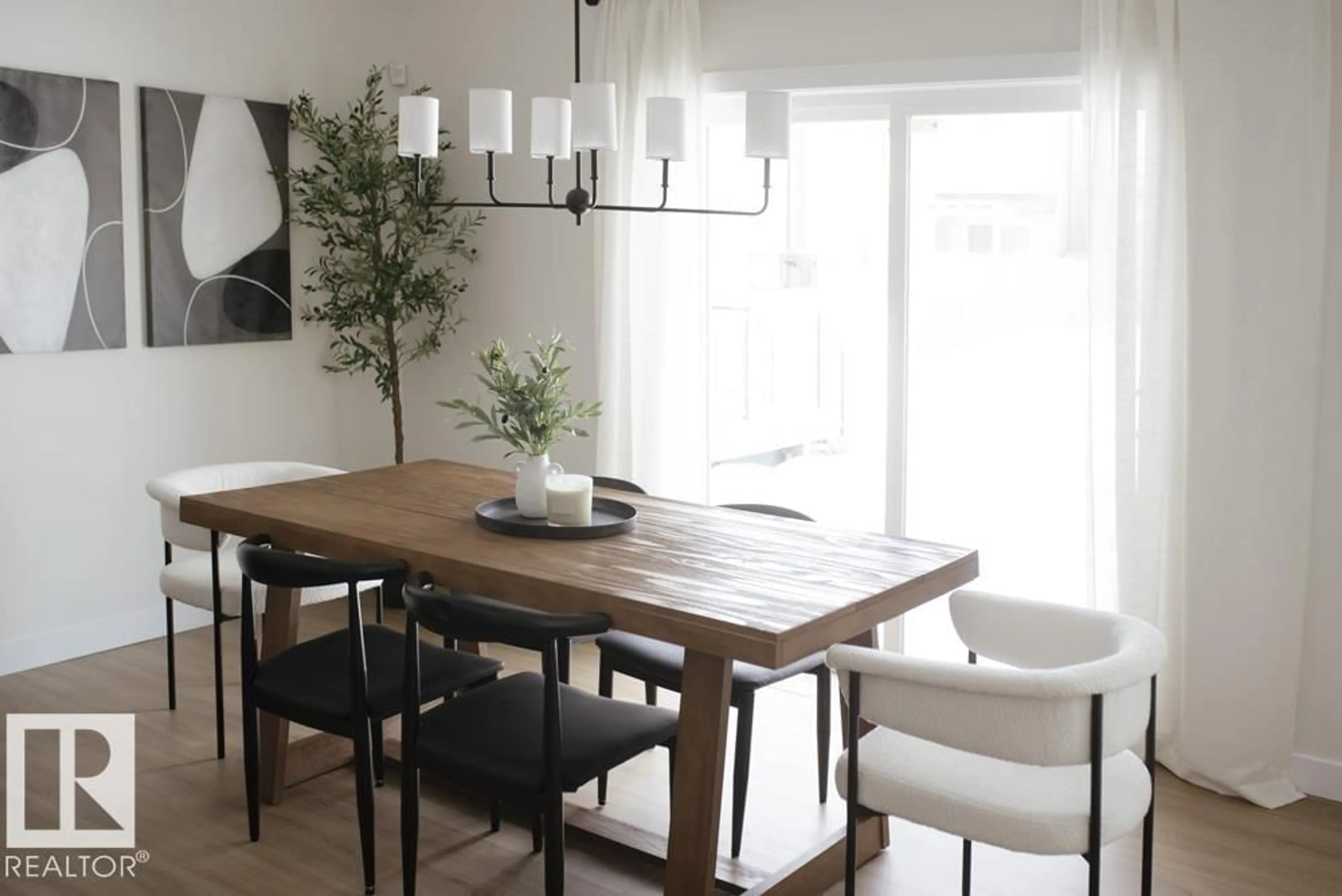 Dining room, wood/laminate floor for 6 COULEE CL, Ardrossan Alberta T8E0B9