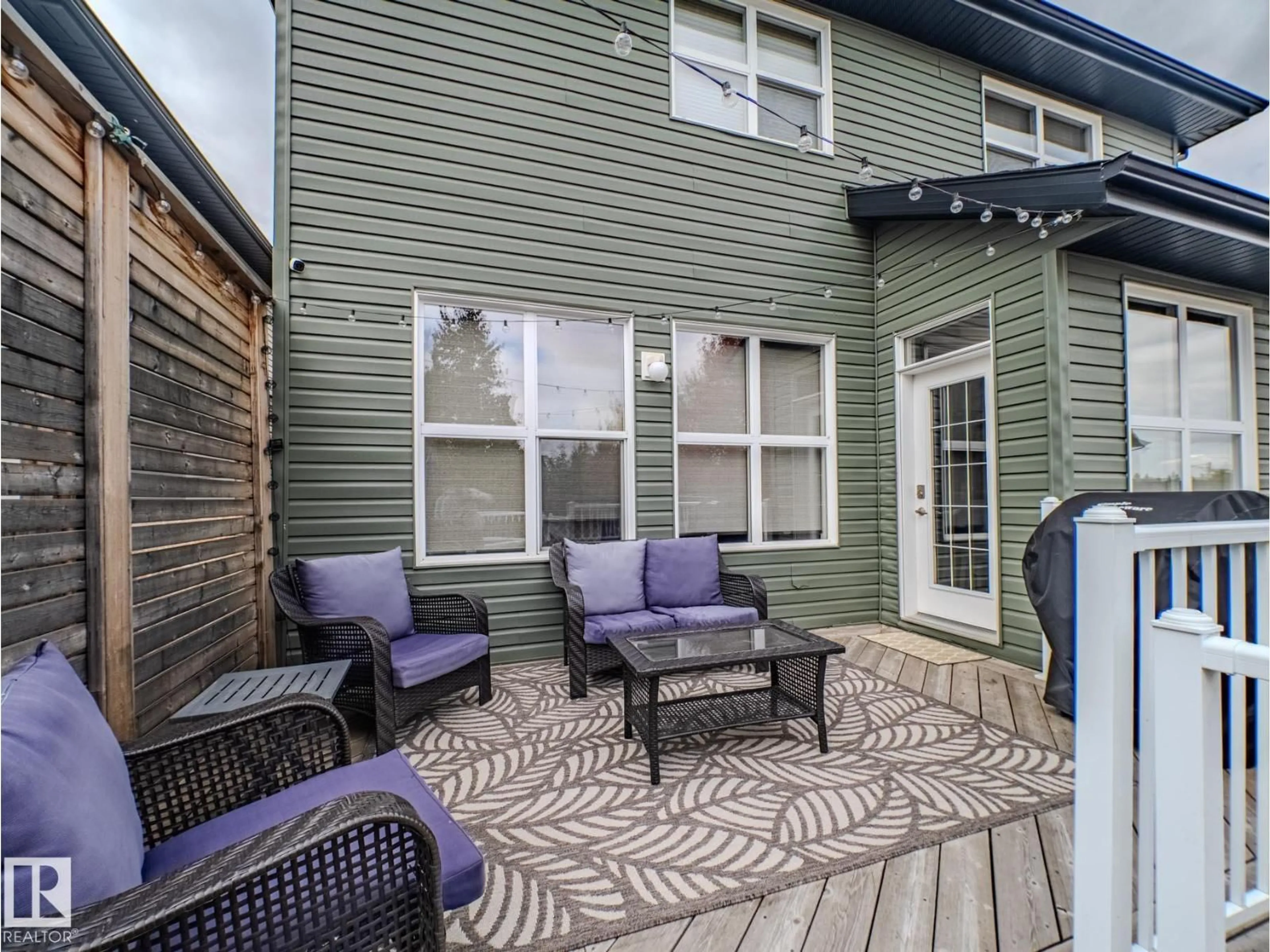 Patio, street for 6212 SUNBROOK LN, Sherwood Park Alberta T8H0J8