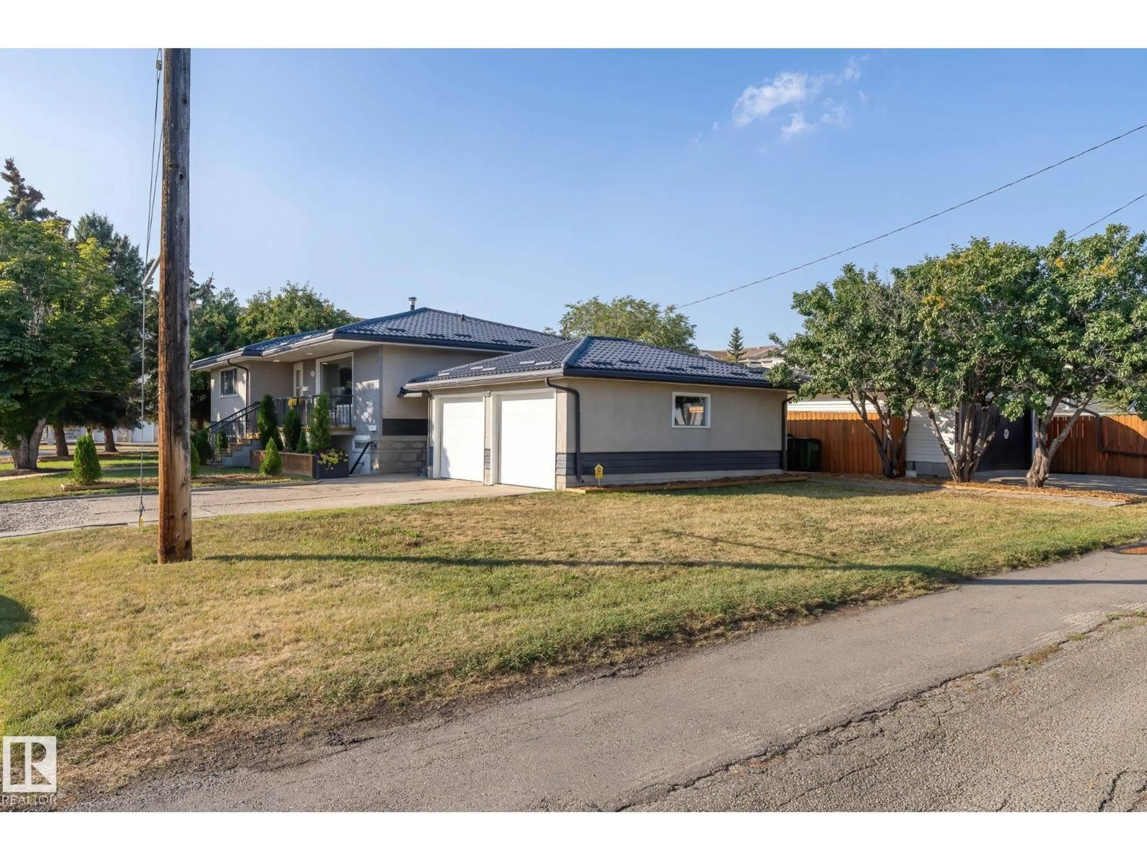 Unknown for 12410 134 AV, Edmonton Alberta T5J3Y4