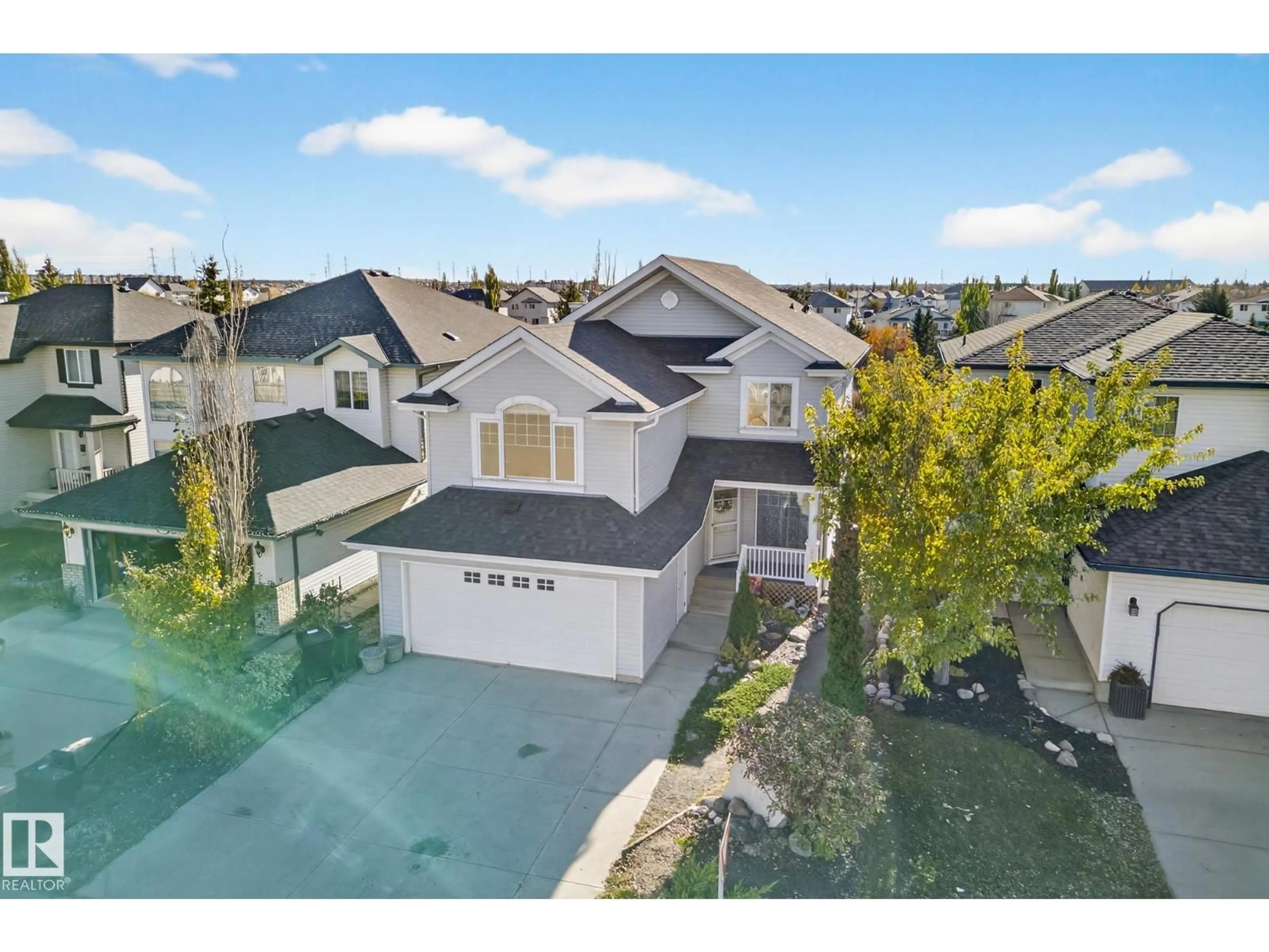 A pic from outside/outdoor area/front of a property/back of a property/a pic from drone, water/lake/river/ocean view for 3327 32 AV, Edmonton Alberta T6T1X7
