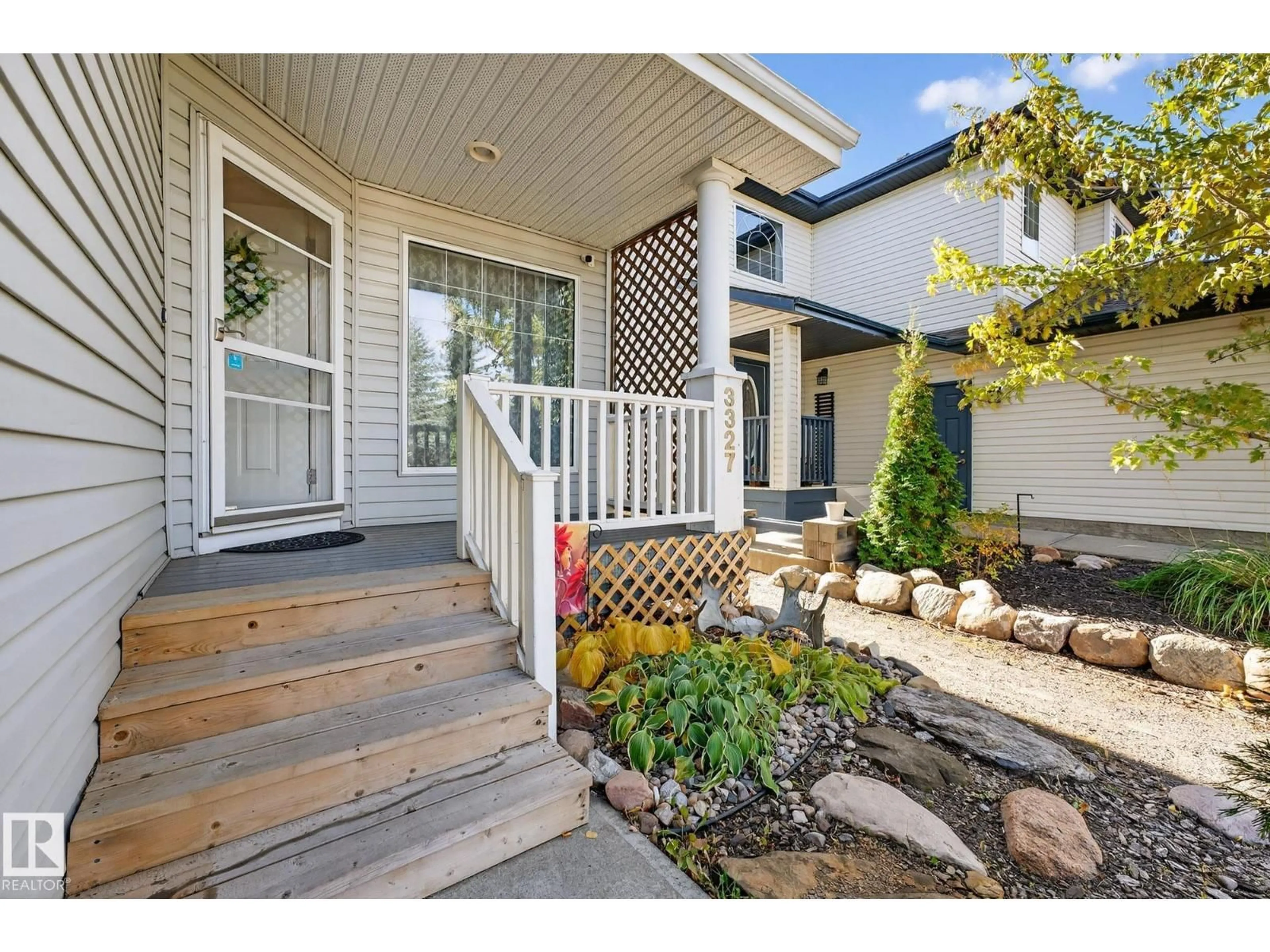 Unknown for 3327 32 AV, Edmonton Alberta T6T1X7