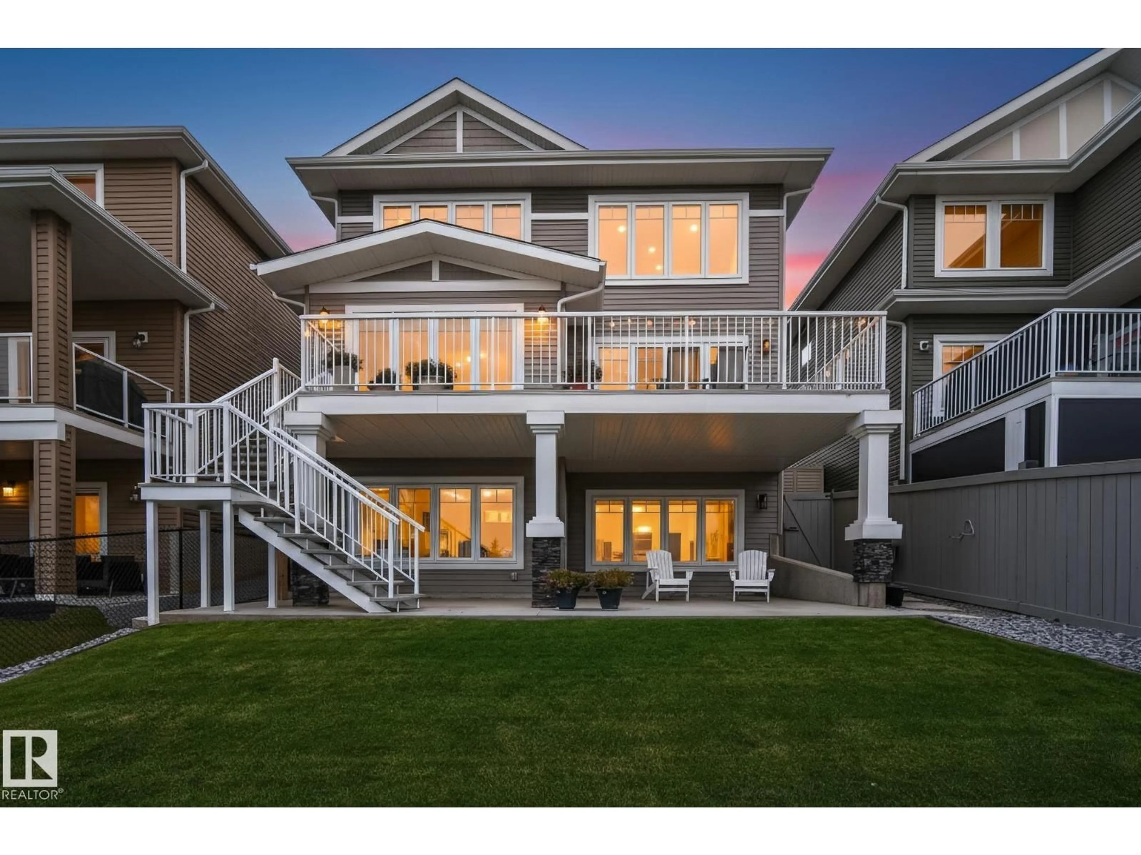 Home with vinyl exterior material, unknown for 3419 CHICKADEE DR, Edmonton Alberta T5A0L1