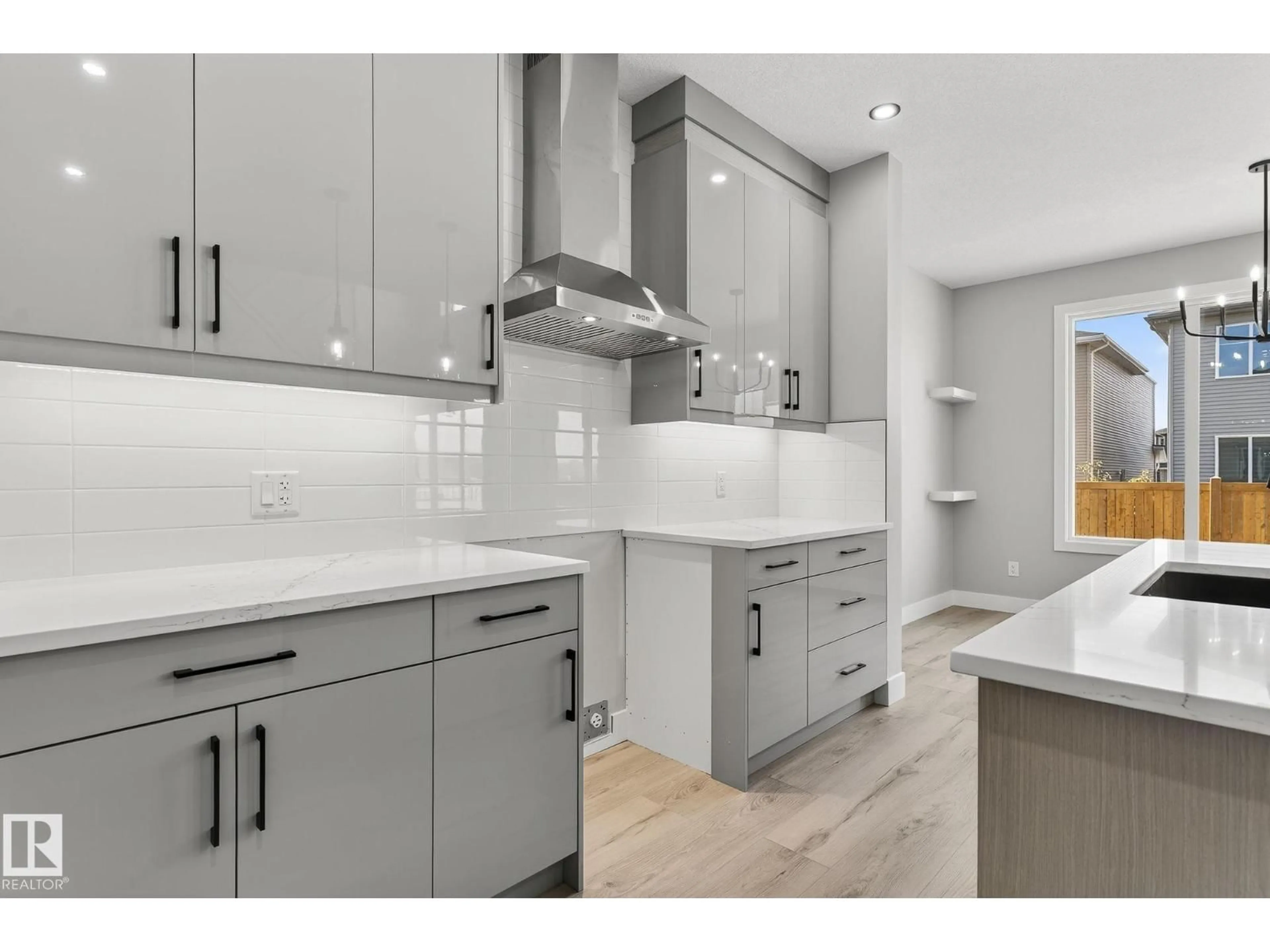 Open concept kitchen, ceramic/tile floor for 140 WYATT RG, Fort Saskatchewan Alberta T8L3L7