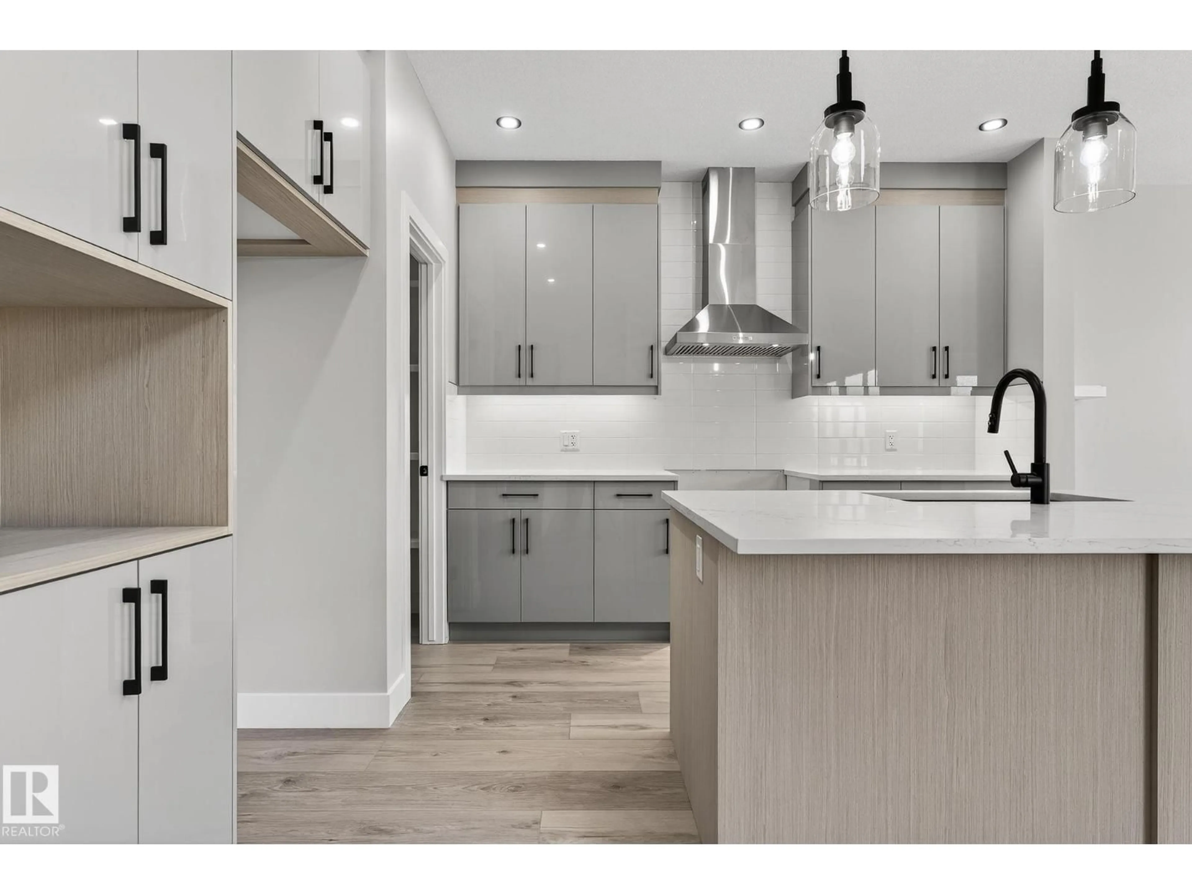 Open concept kitchen, unknown for 140 WYATT RG, Fort Saskatchewan Alberta T8L3L7