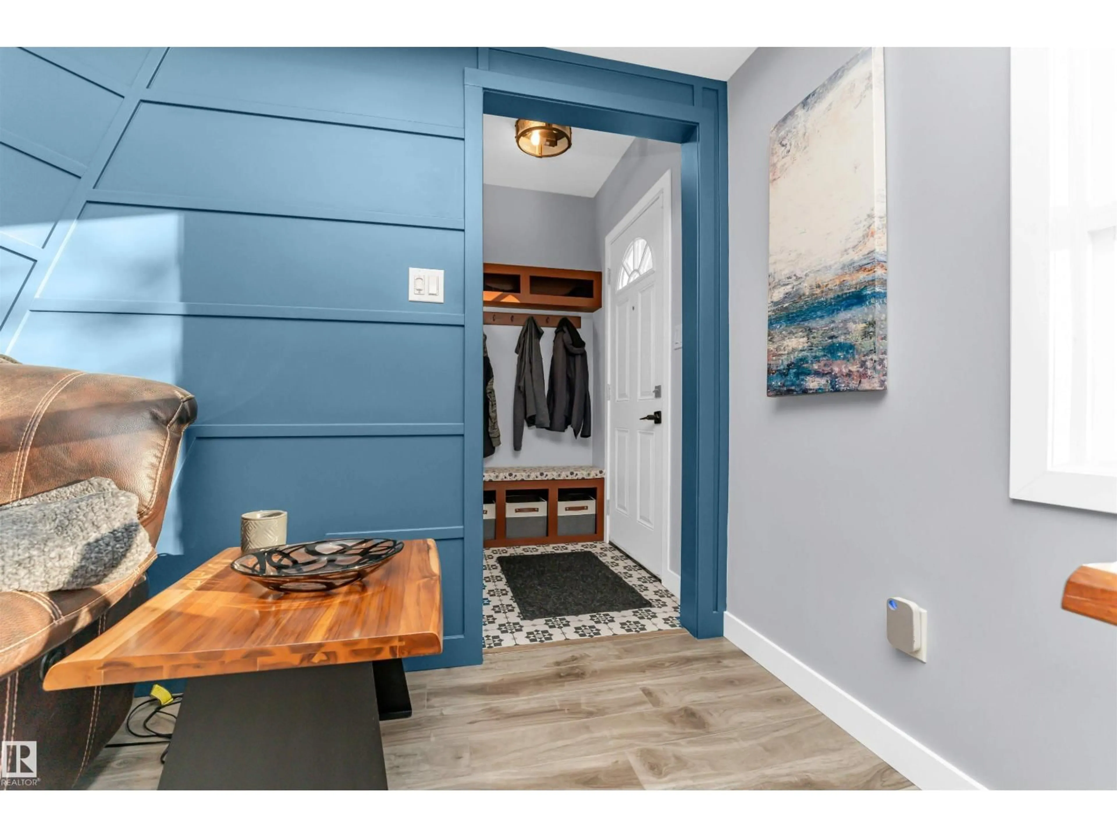 Indoor entryway for NW - 11234 91 ST, Edmonton Alberta T5B4A2