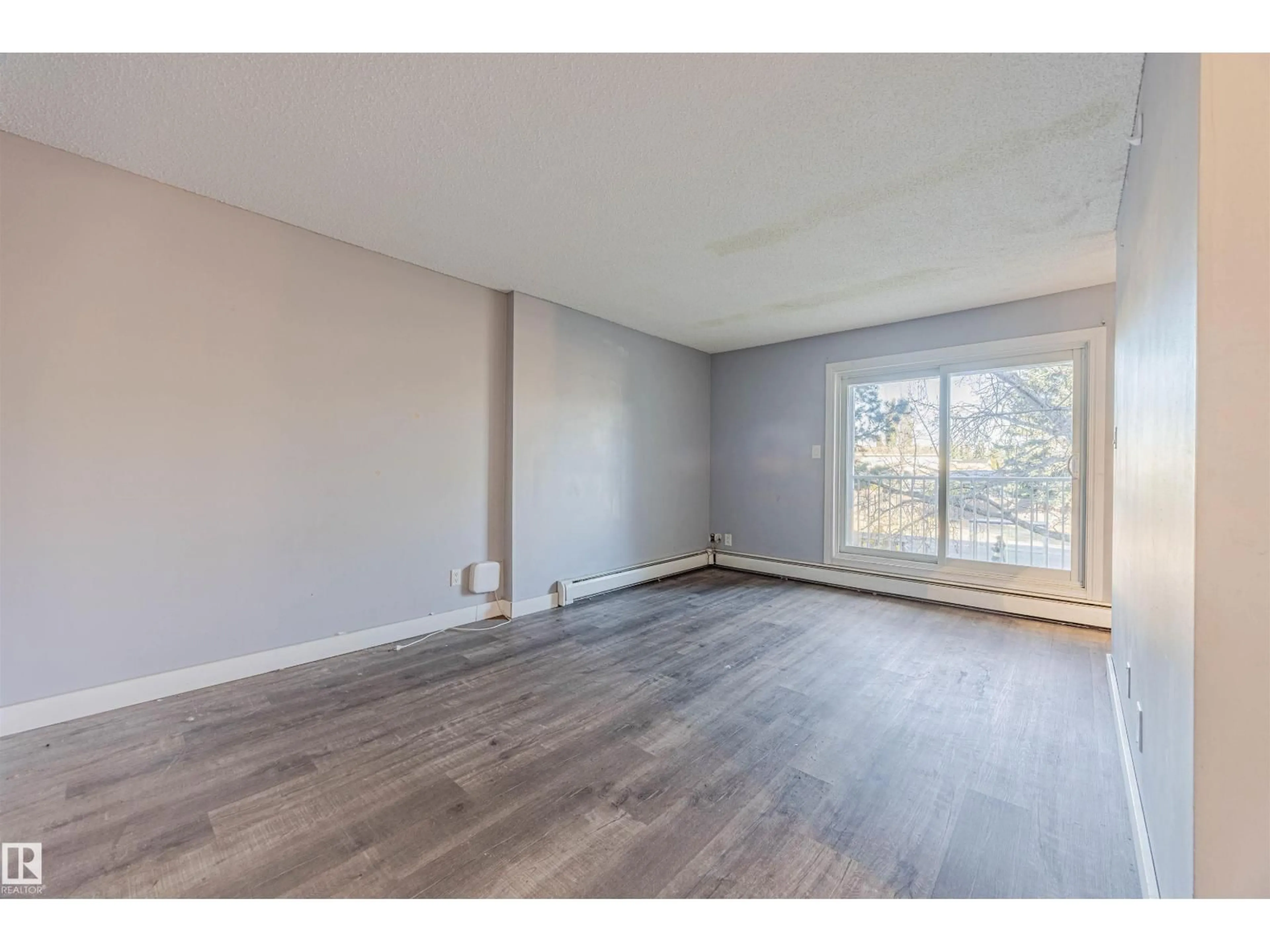 A pic of a room for #28 - 11255 31 AV, Edmonton Alberta T6J3V6