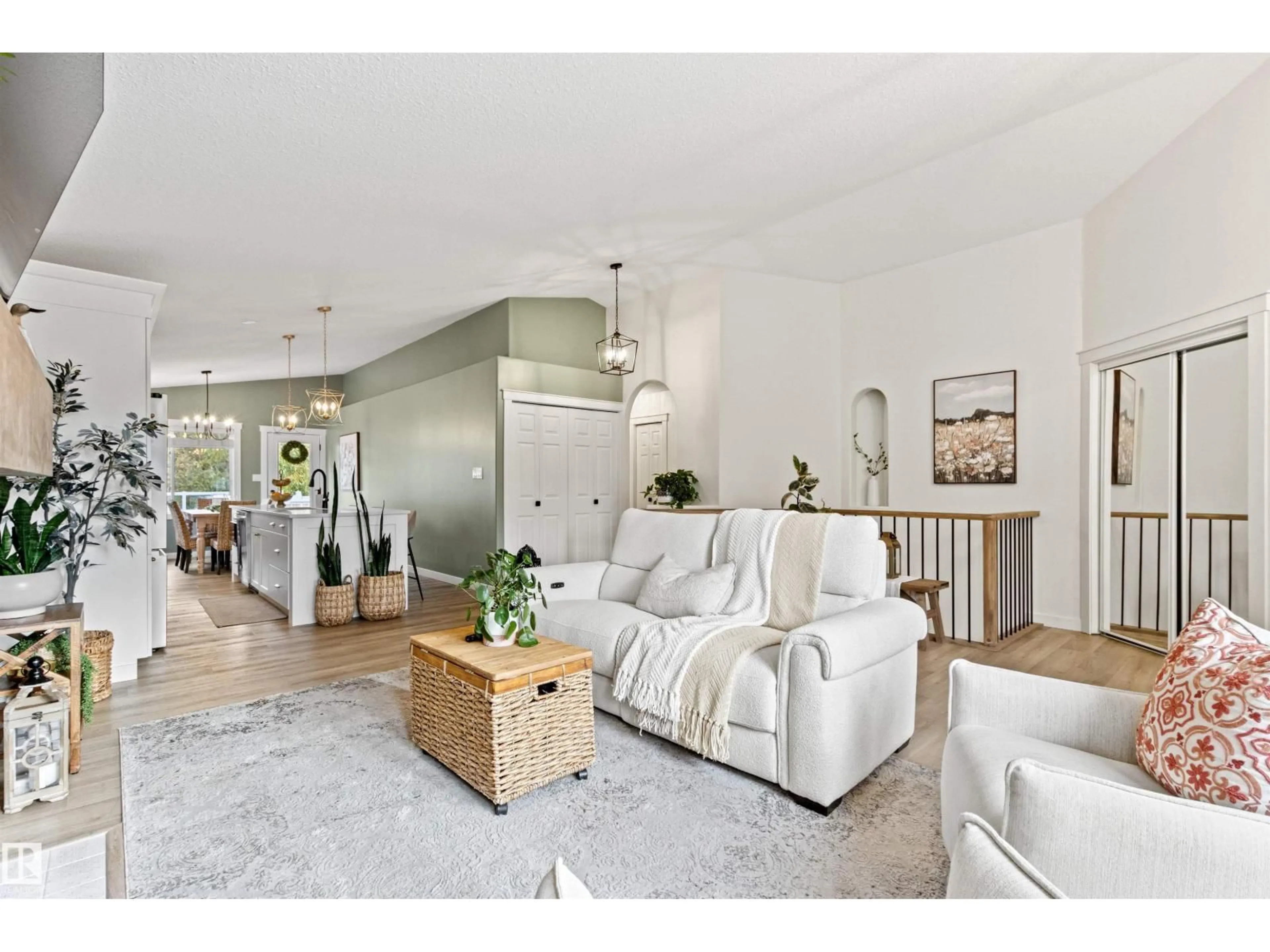 Living room with furniture, unknown for 82 OAKRIDGE DR, St. Albert Alberta T8N6L8