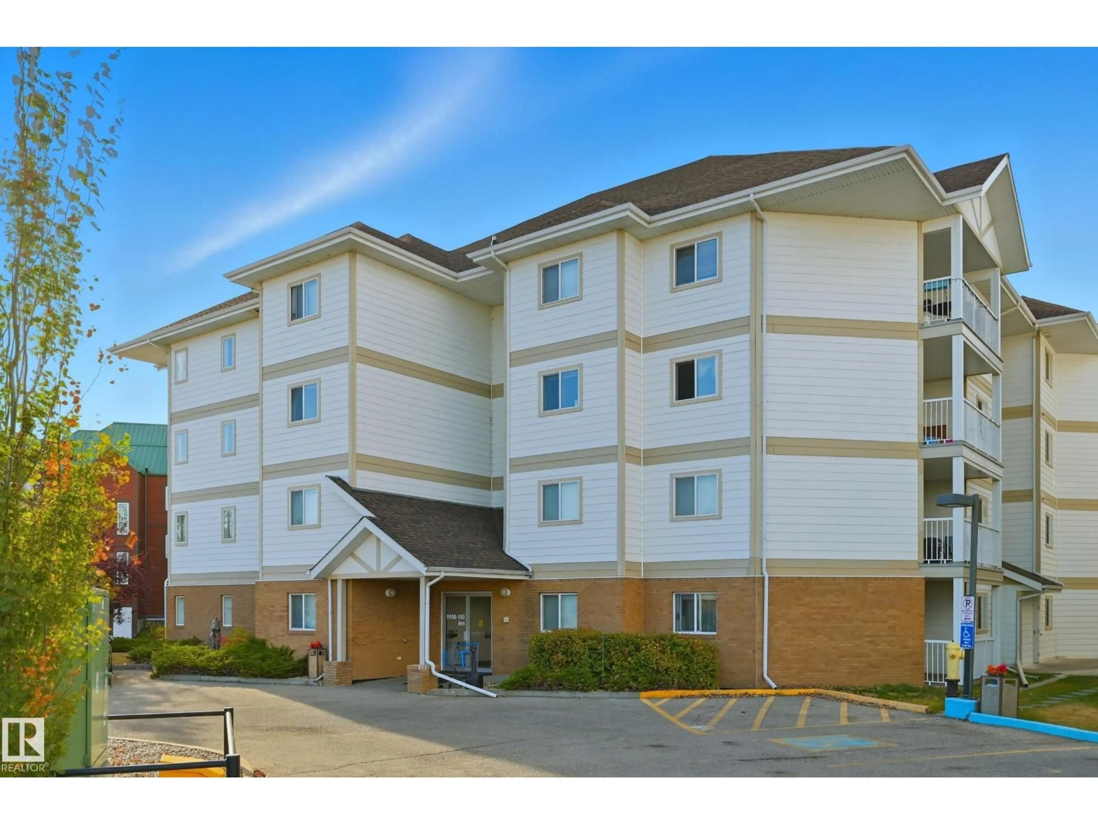 Unknown for 211 - 9930 100, Fort Saskatchewan Alberta T8L4P3