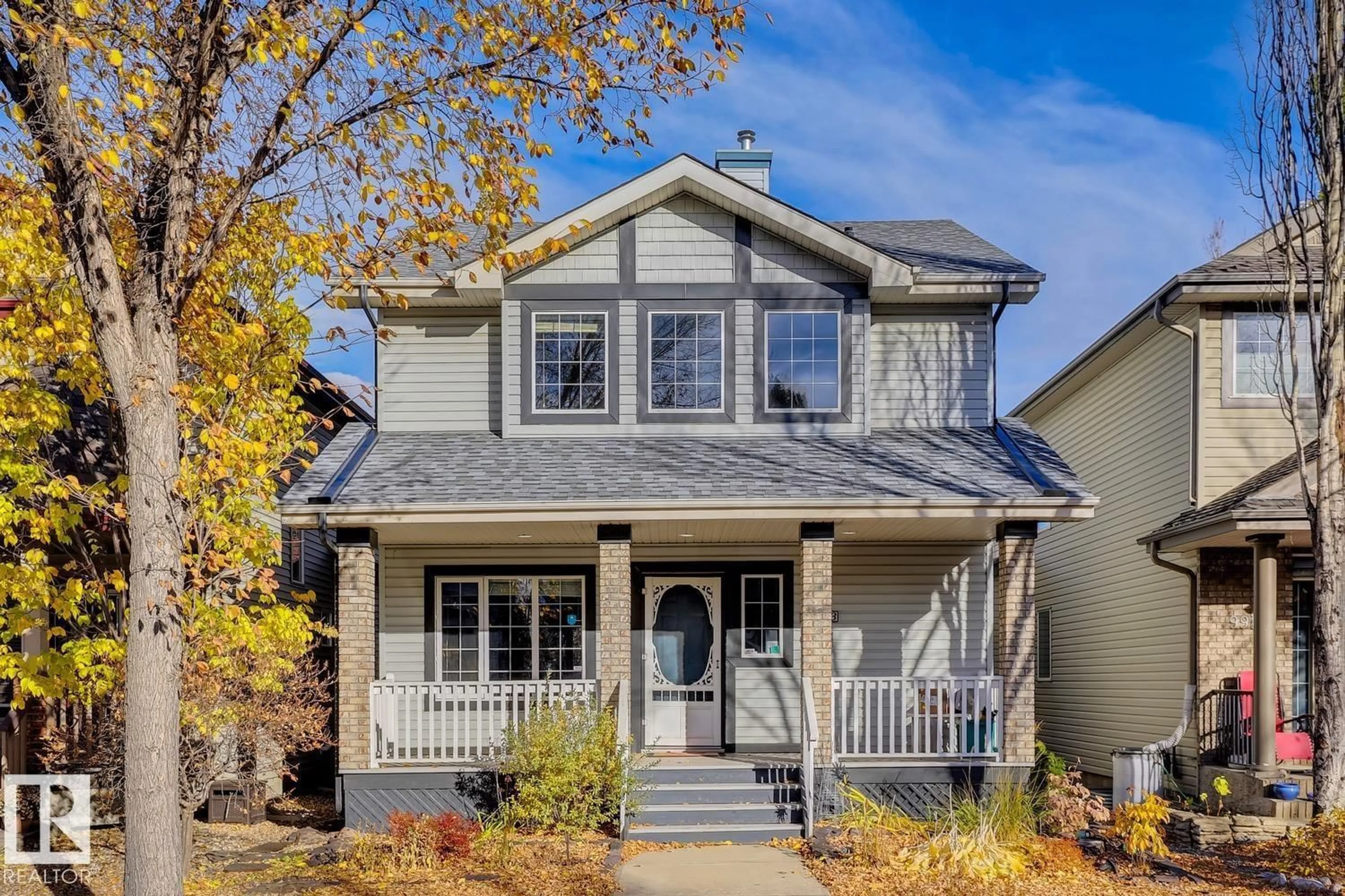 Home with vinyl exterior material, street for 9923 88 ST, Edmonton Alberta T5H4N1