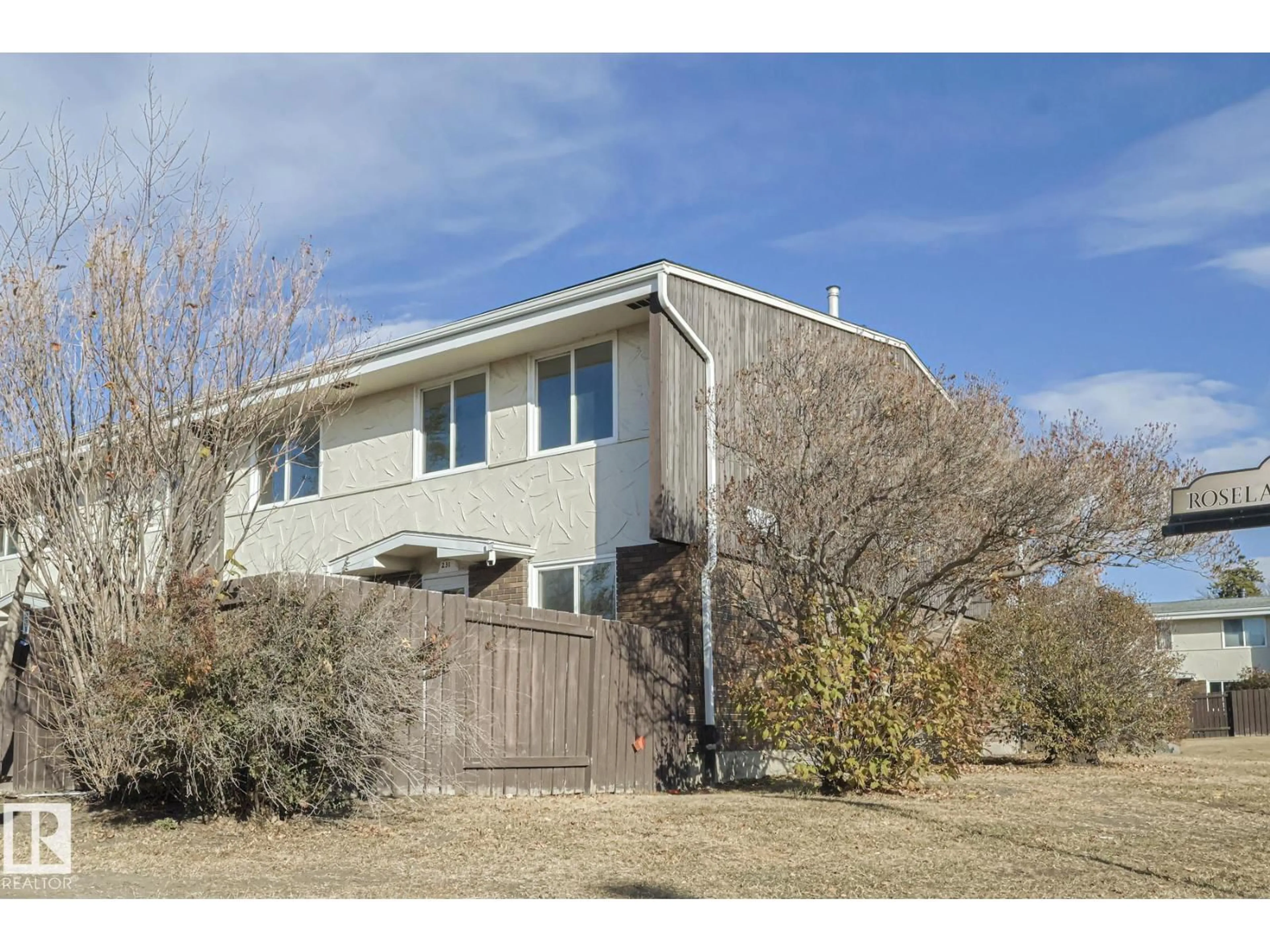 Home with vinyl exterior material, unknown for NW - 231 ROSELAND VG, Edmonton Alberta T5E5R6