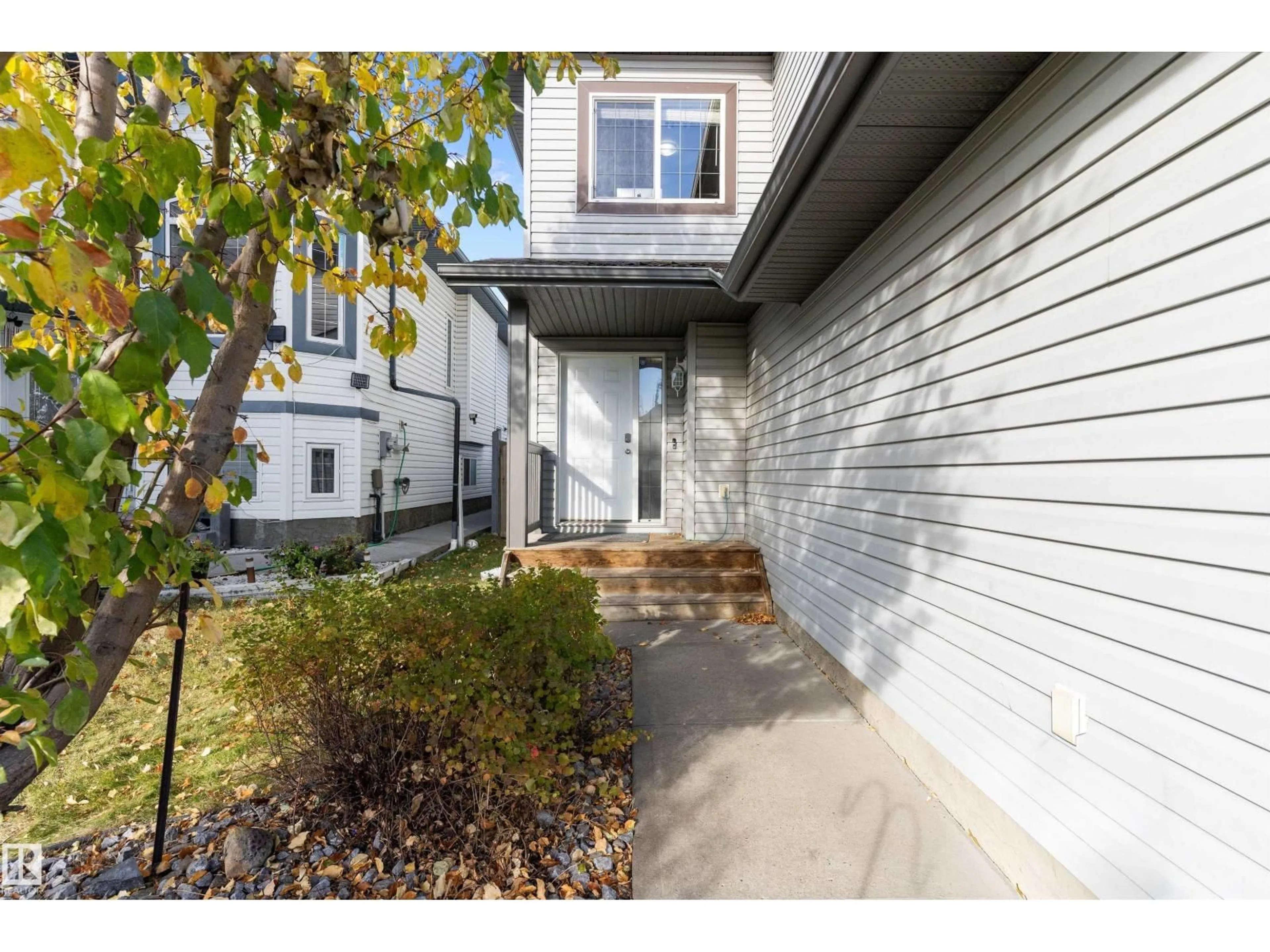 Unknown for 1510 37A AV, Edmonton Alberta T6T0E3