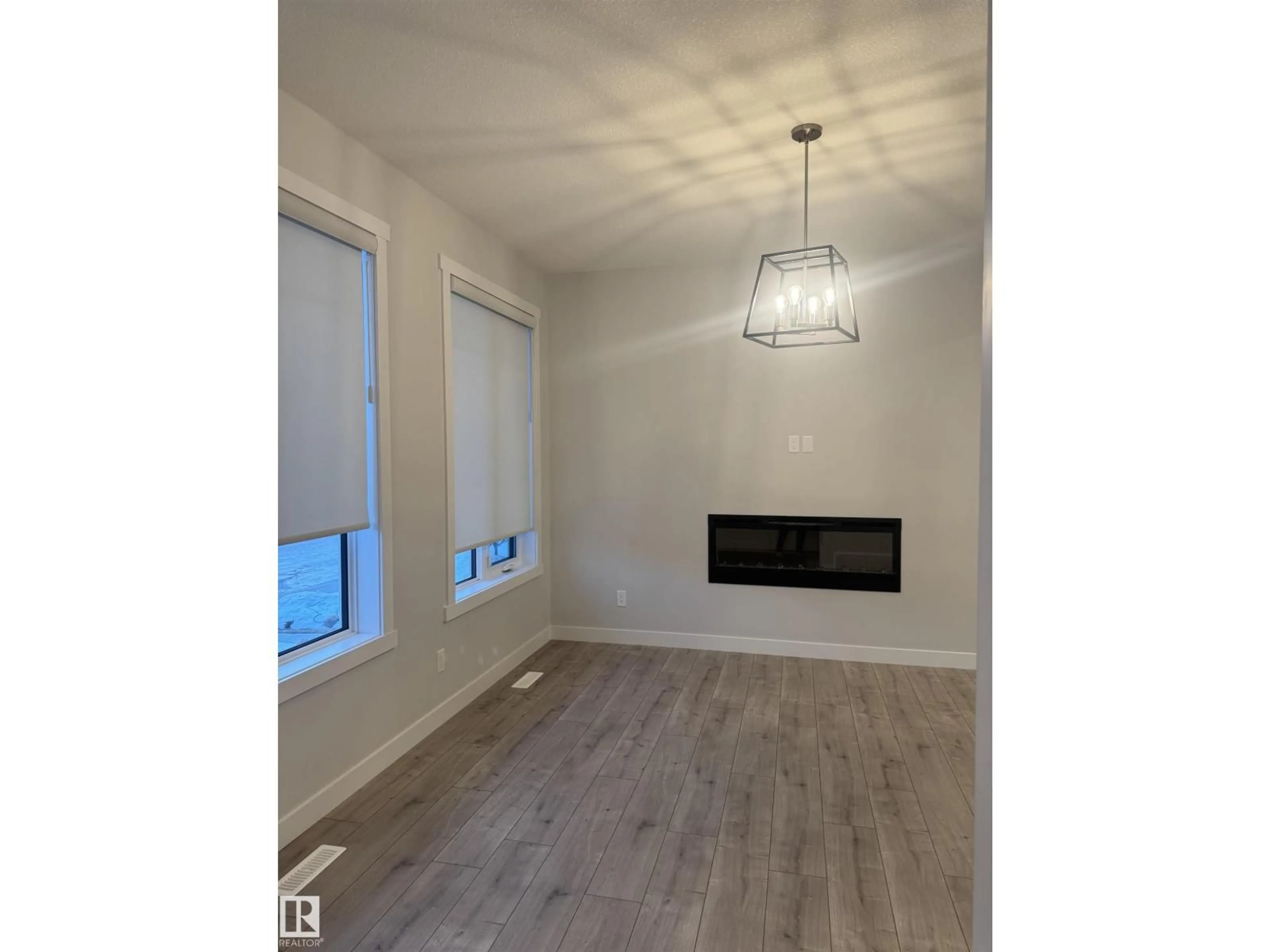 A pic of a room for 5316 GODSON PT, Edmonton Alberta T5T4P8