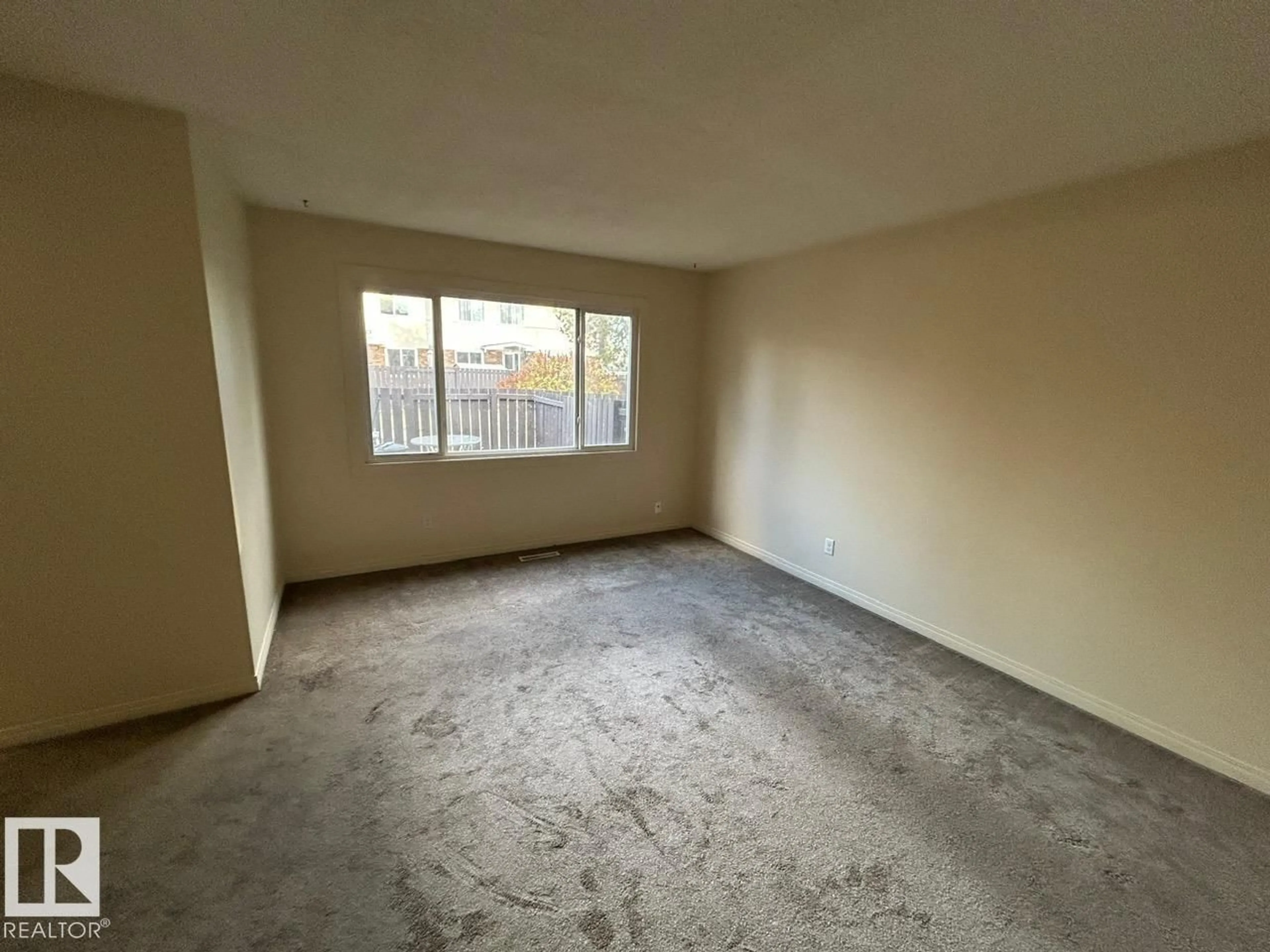 A pic of a room for 130 ROSELAND VG NW, Edmonton Alberta T5E5R6