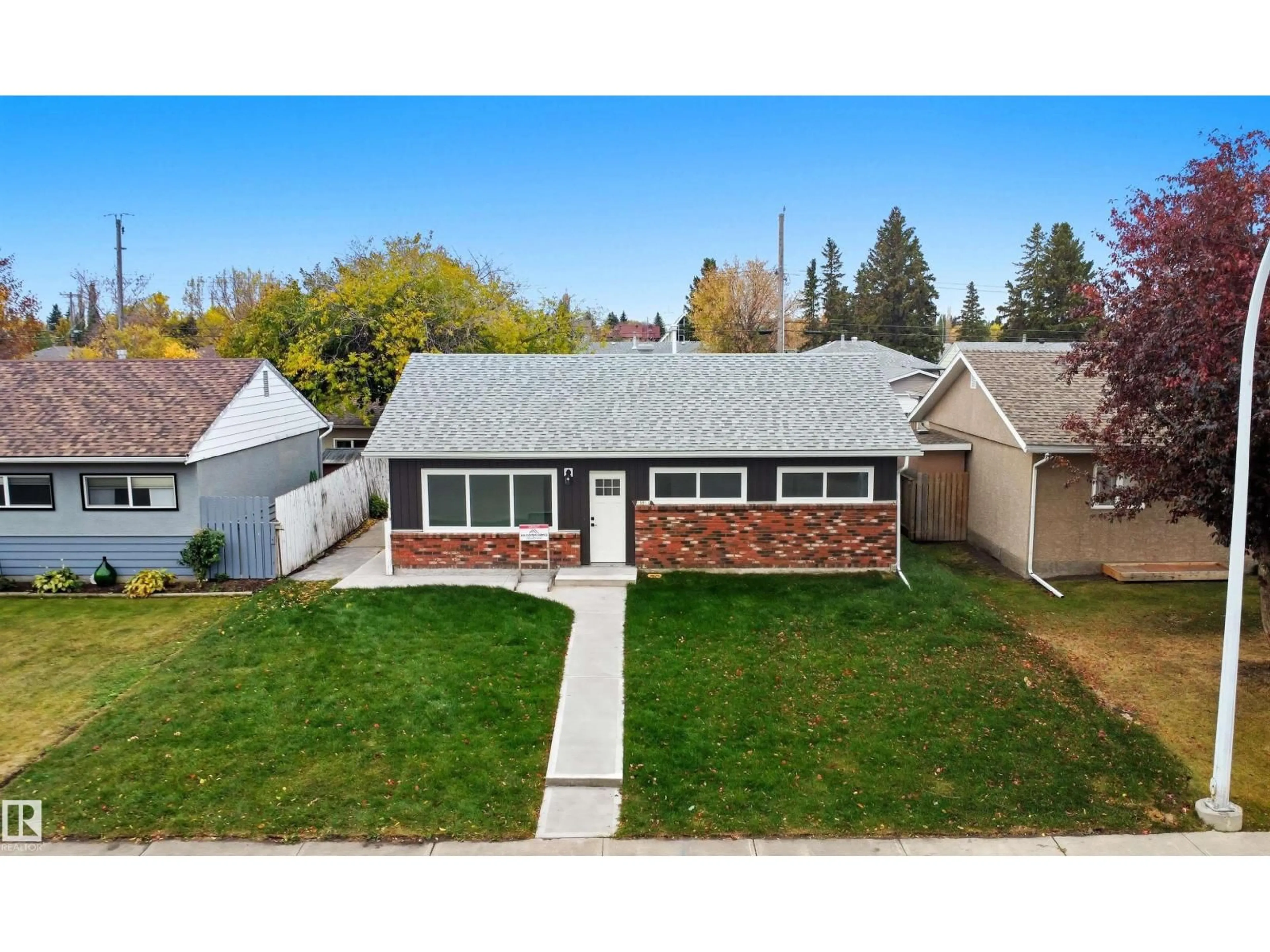 A pic from outside/outdoor area/front of a property/back of a property/a pic from drone, street for 15911 108 AV, Edmonton Alberta T5P1A8