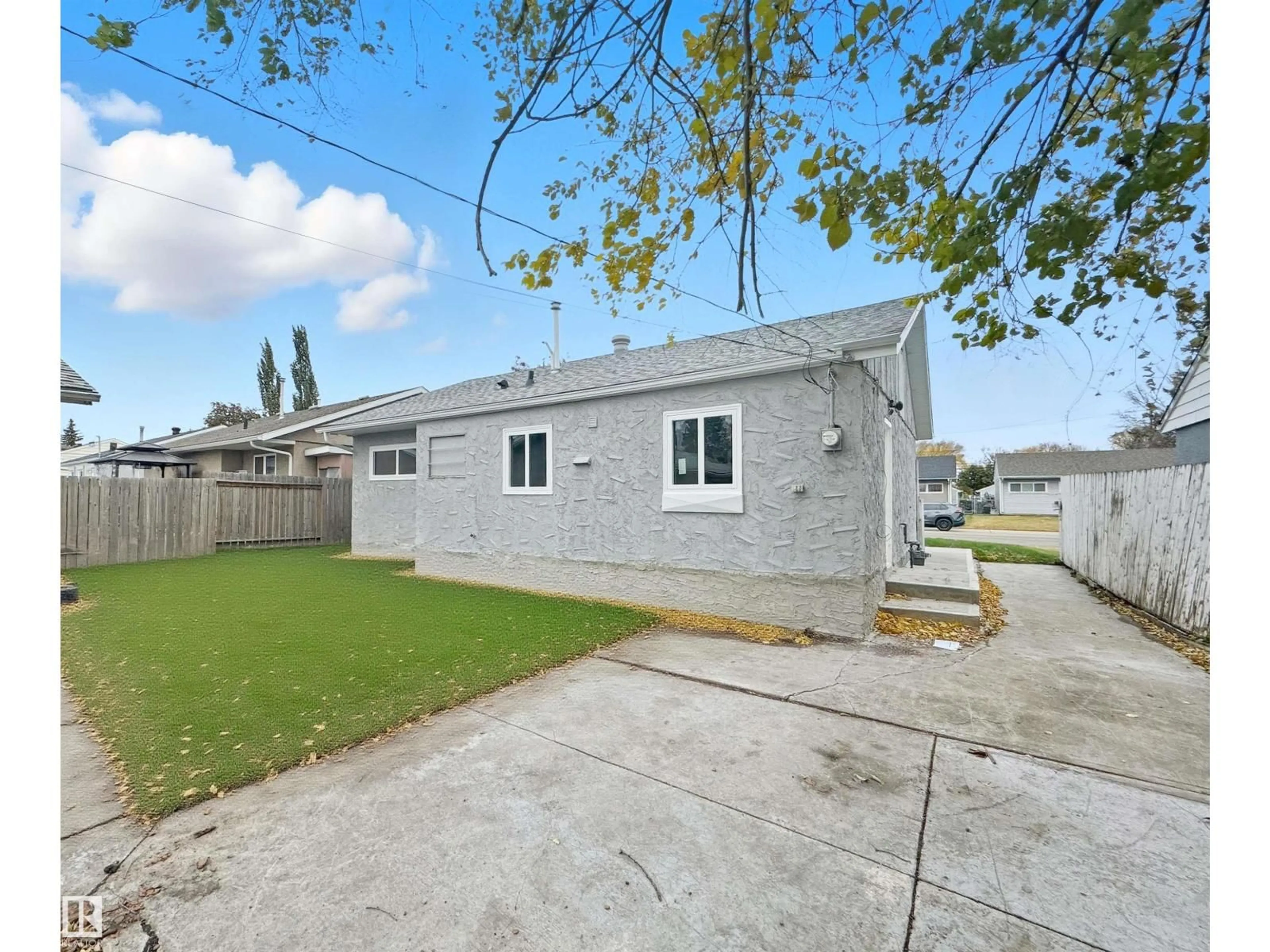 Unknown for 15911 108 AV, Edmonton Alberta T5P1A8