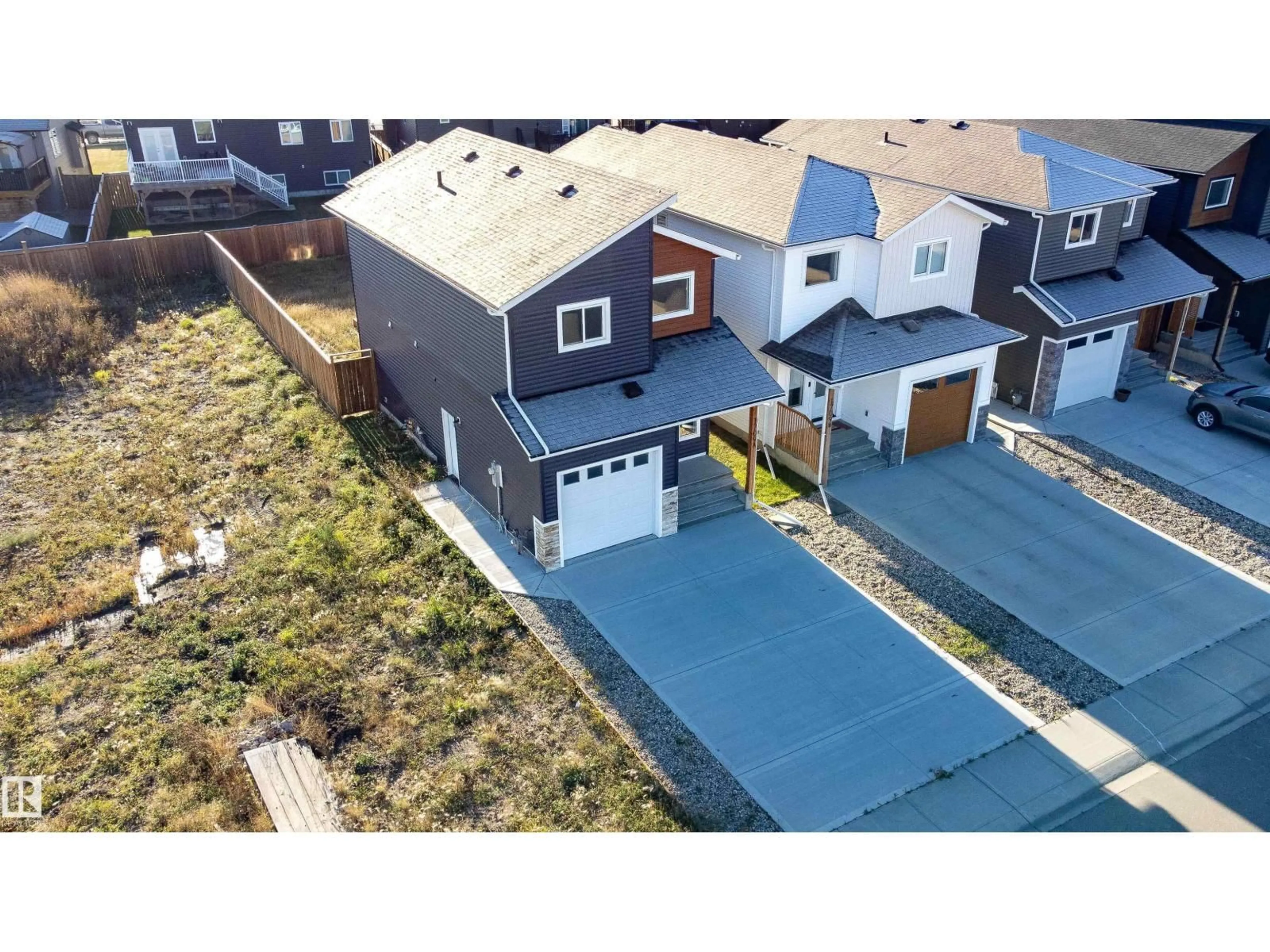 A pic from outside/outdoor area/front of a property/back of a property/a pic from drone, street for 1709A CRESTVIEW WY, Cold Lake Alberta T9M0C8