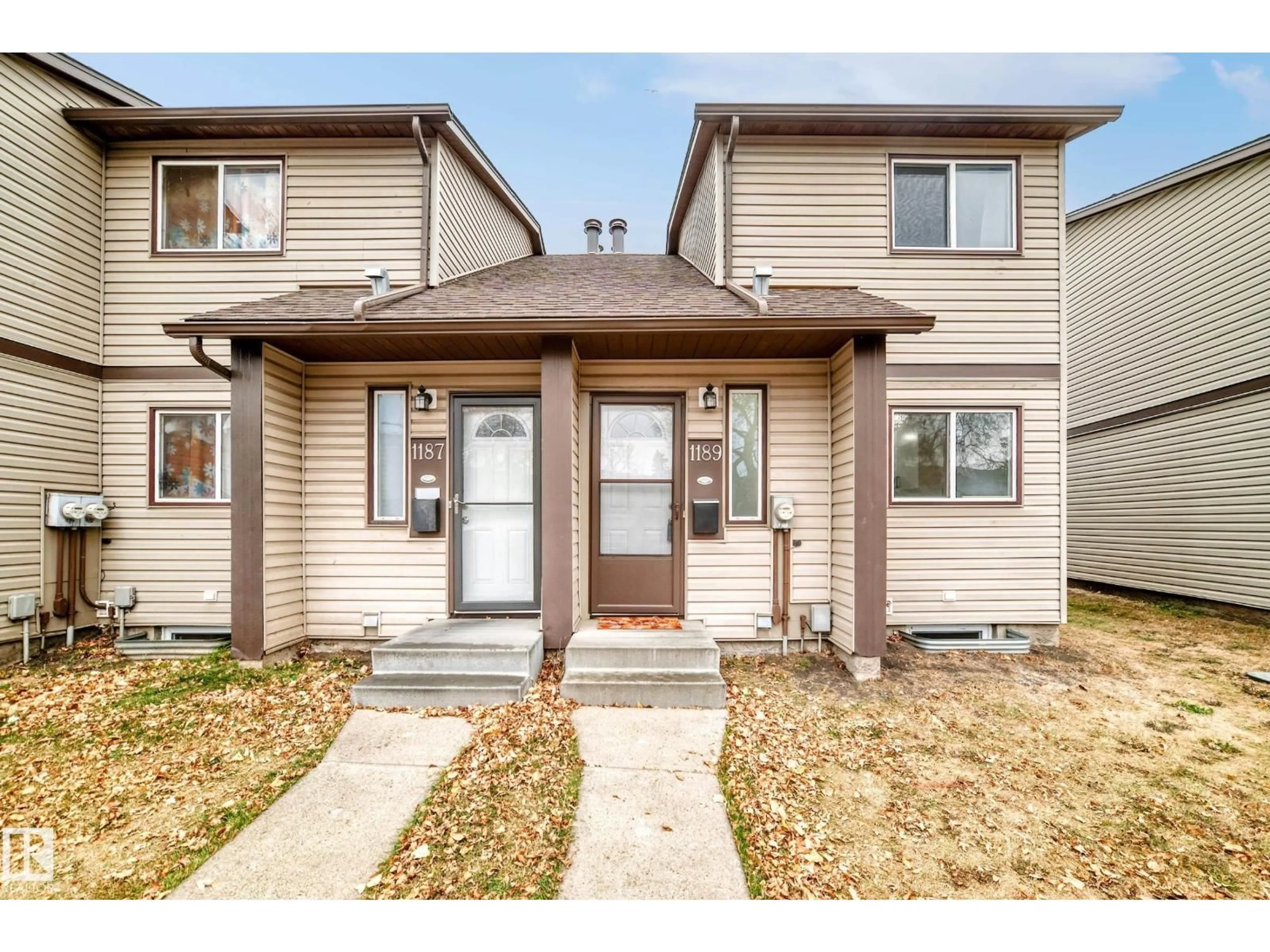 Unknown for 1189 HOOKE RD, Edmonton Alberta T5A4A5