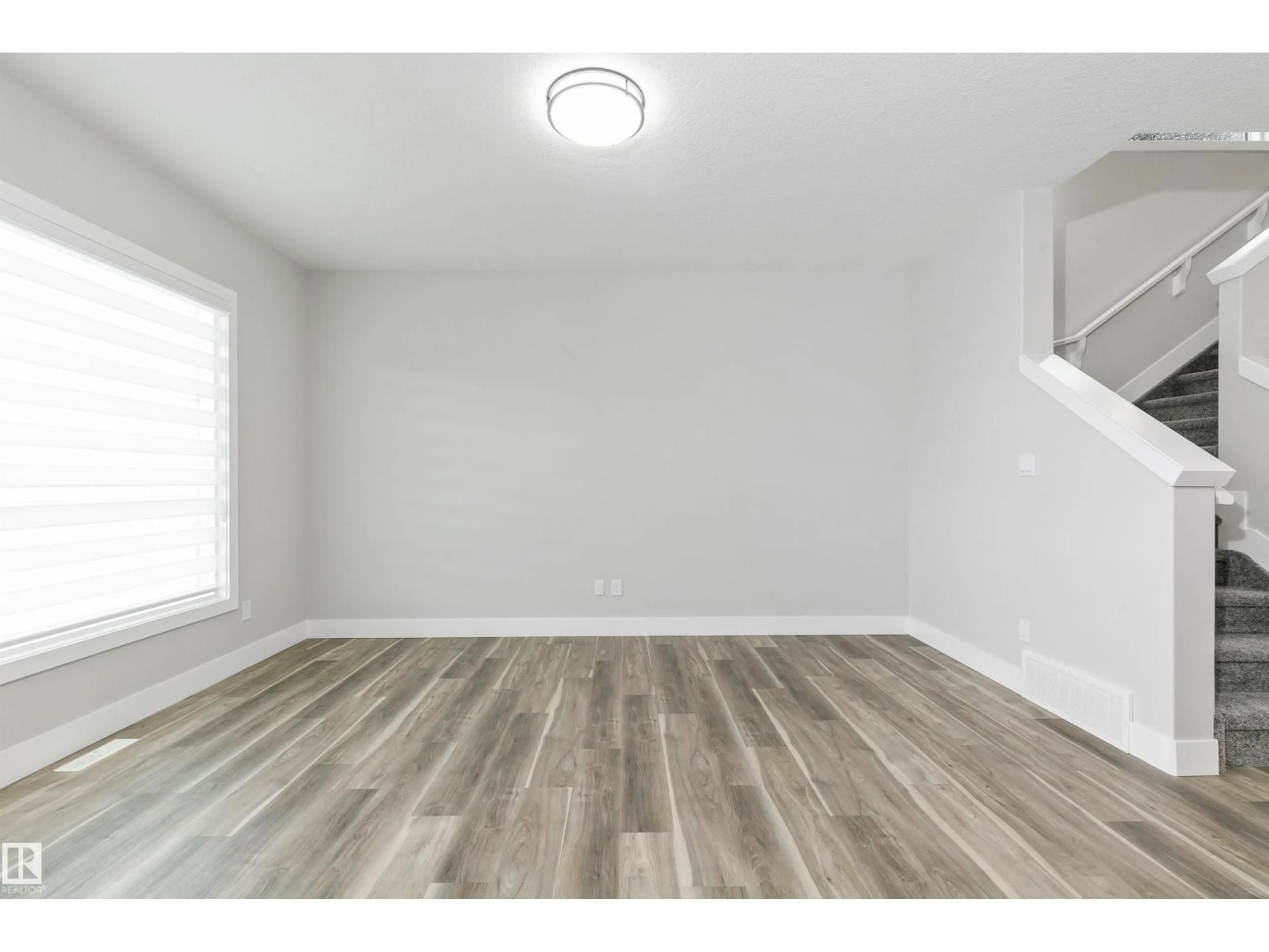 A pic of a room for 5060 CHAPPELLE RD, Edmonton Alberta T6W4H7
