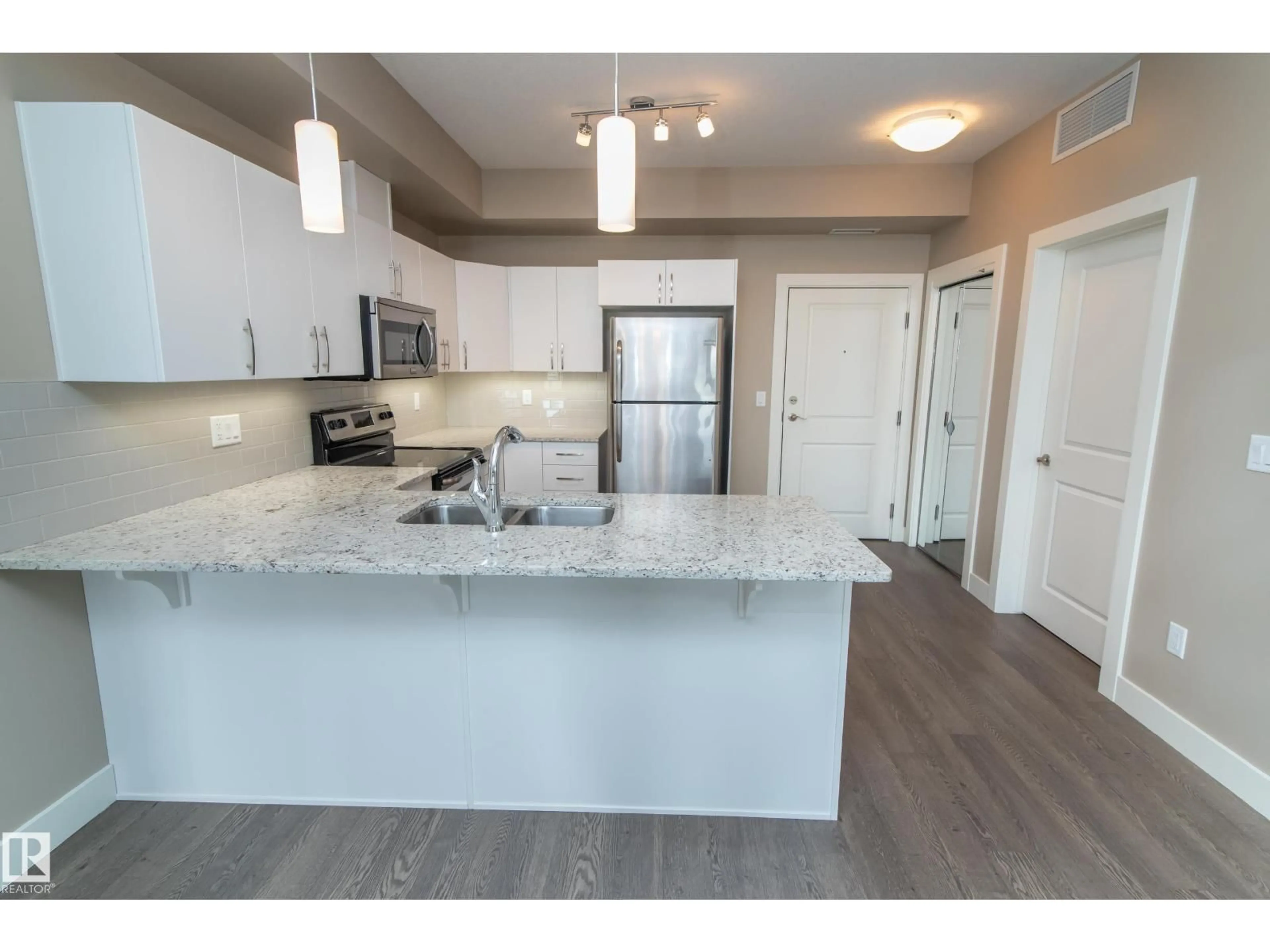 Open concept kitchen, unknown for 5001 - 114 ETON BOULEVARD, Sherwood Park Alberta T8H0N7