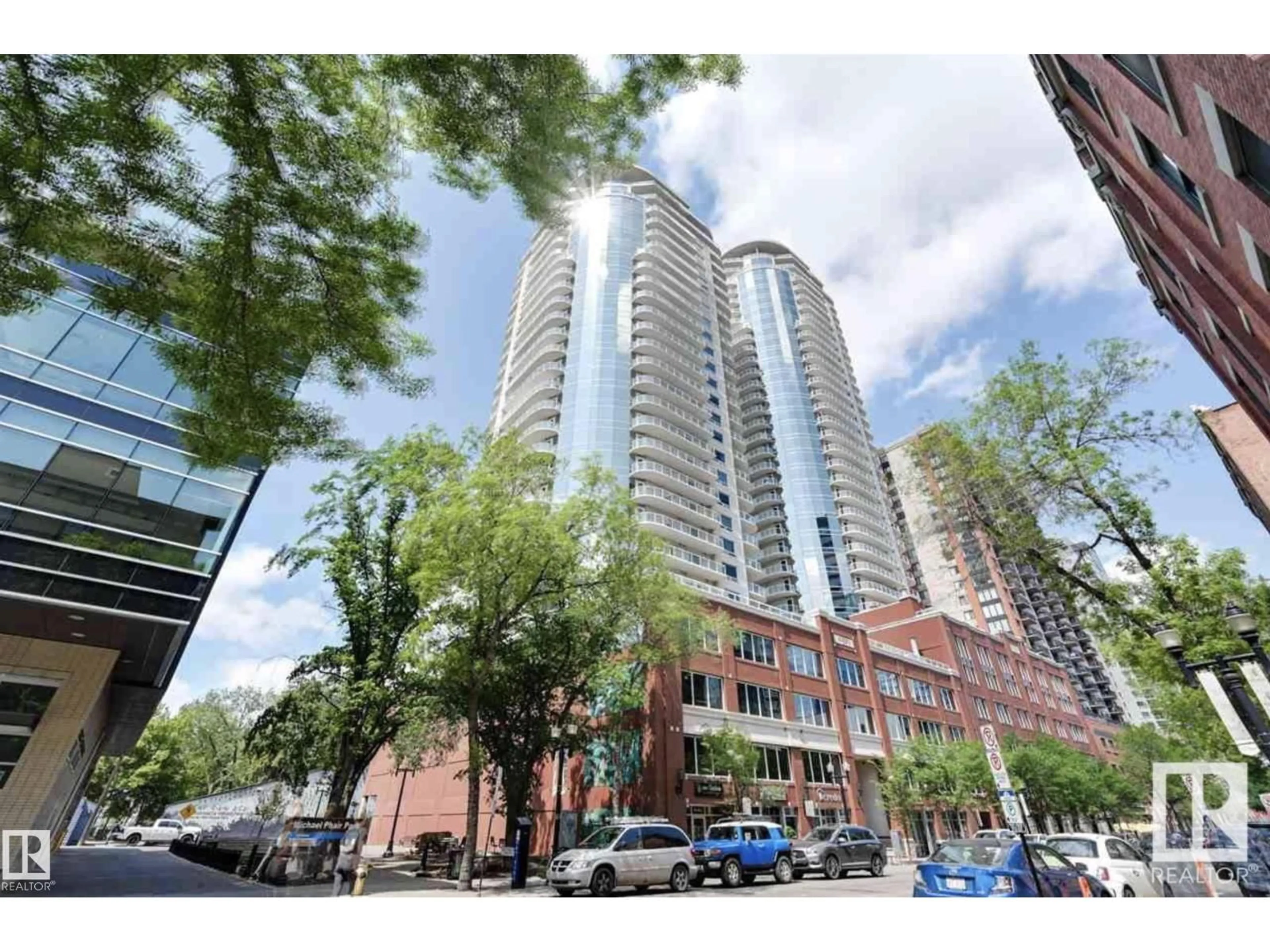 Patio, unknown for 10152 104 ST, Edmonton Alberta T5J0B6