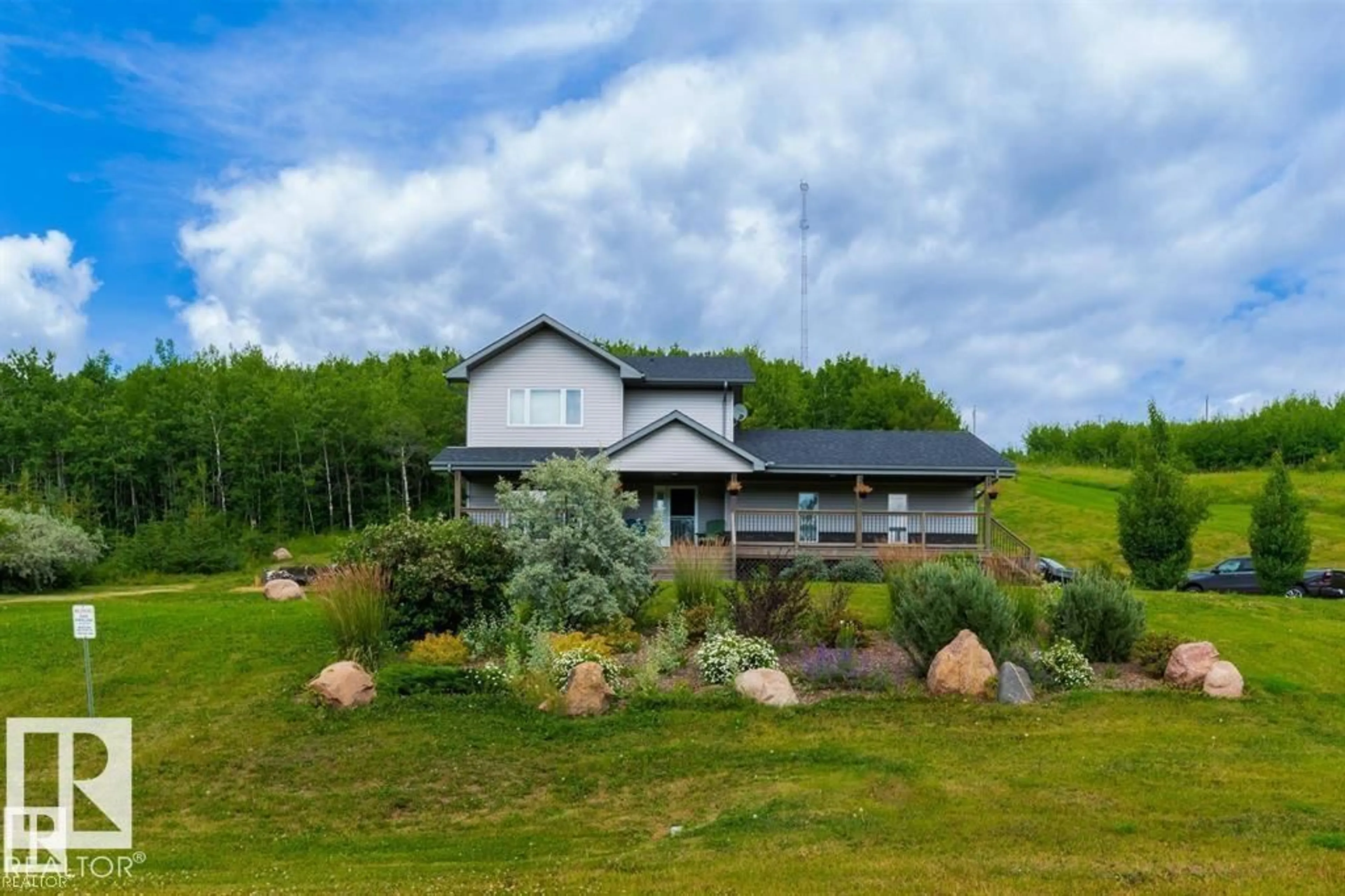 A pic from outside/outdoor area/front of a property/back of a property/a pic from drone, unknown for 5003 52 AV, Rural Bonnyville M.D. Alberta T0A0T0
