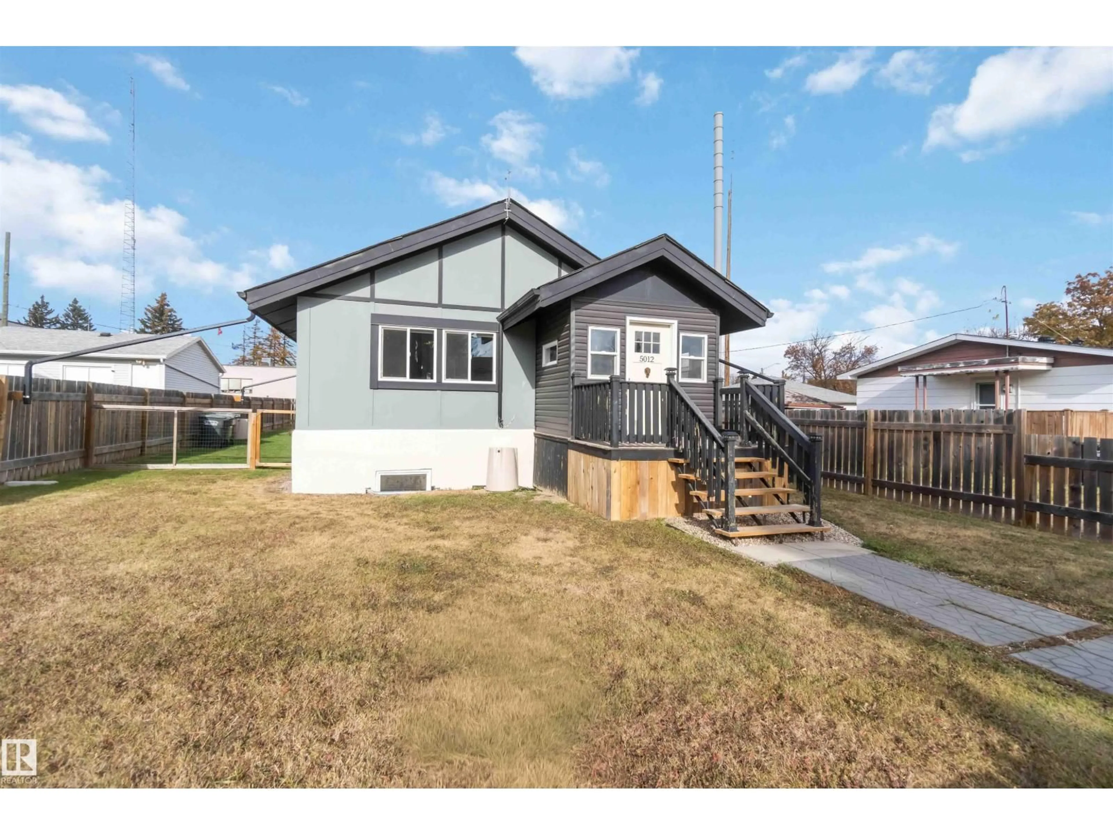 Home with vinyl exterior material, street for 5012 49 AV, Bon Accord Alberta T0A0K0