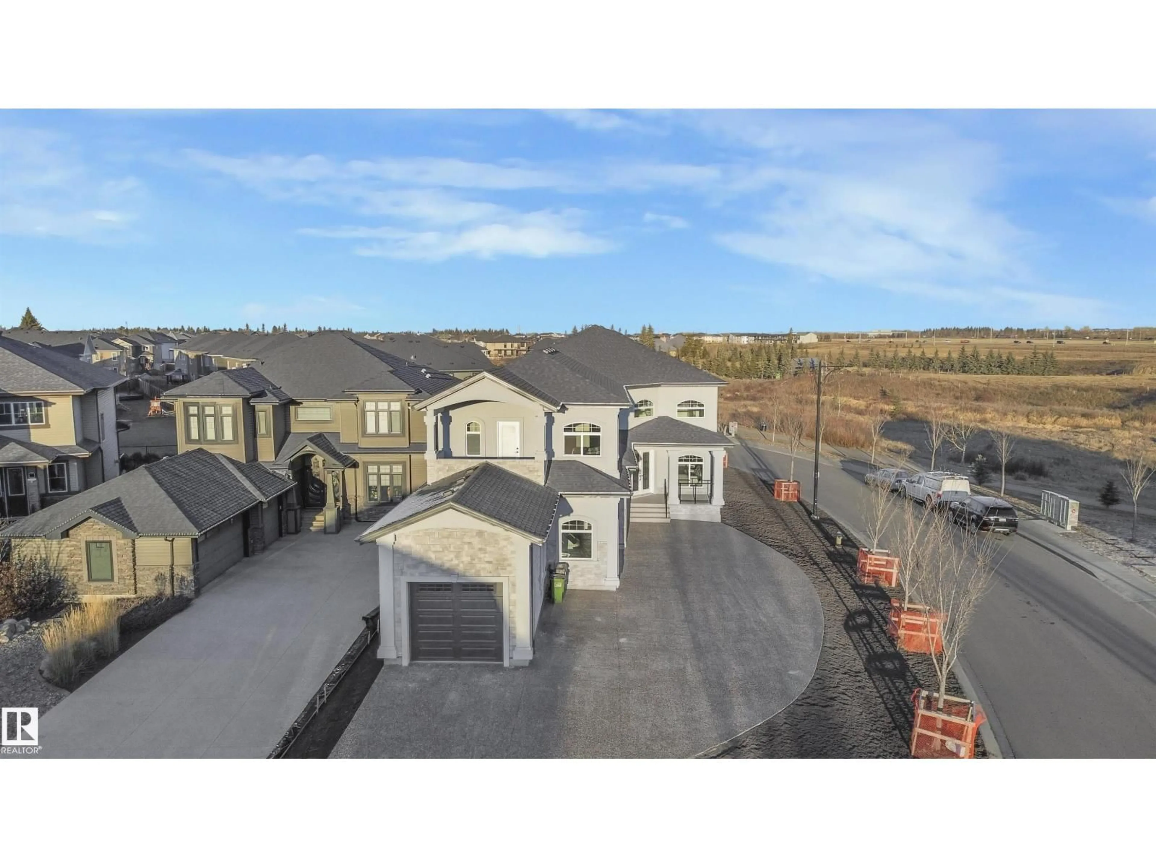 A pic from outside/outdoor area/front of a property/back of a property/a pic from drone, street for 1305 ADAMSON DR, Edmonton Alberta T6W2N8