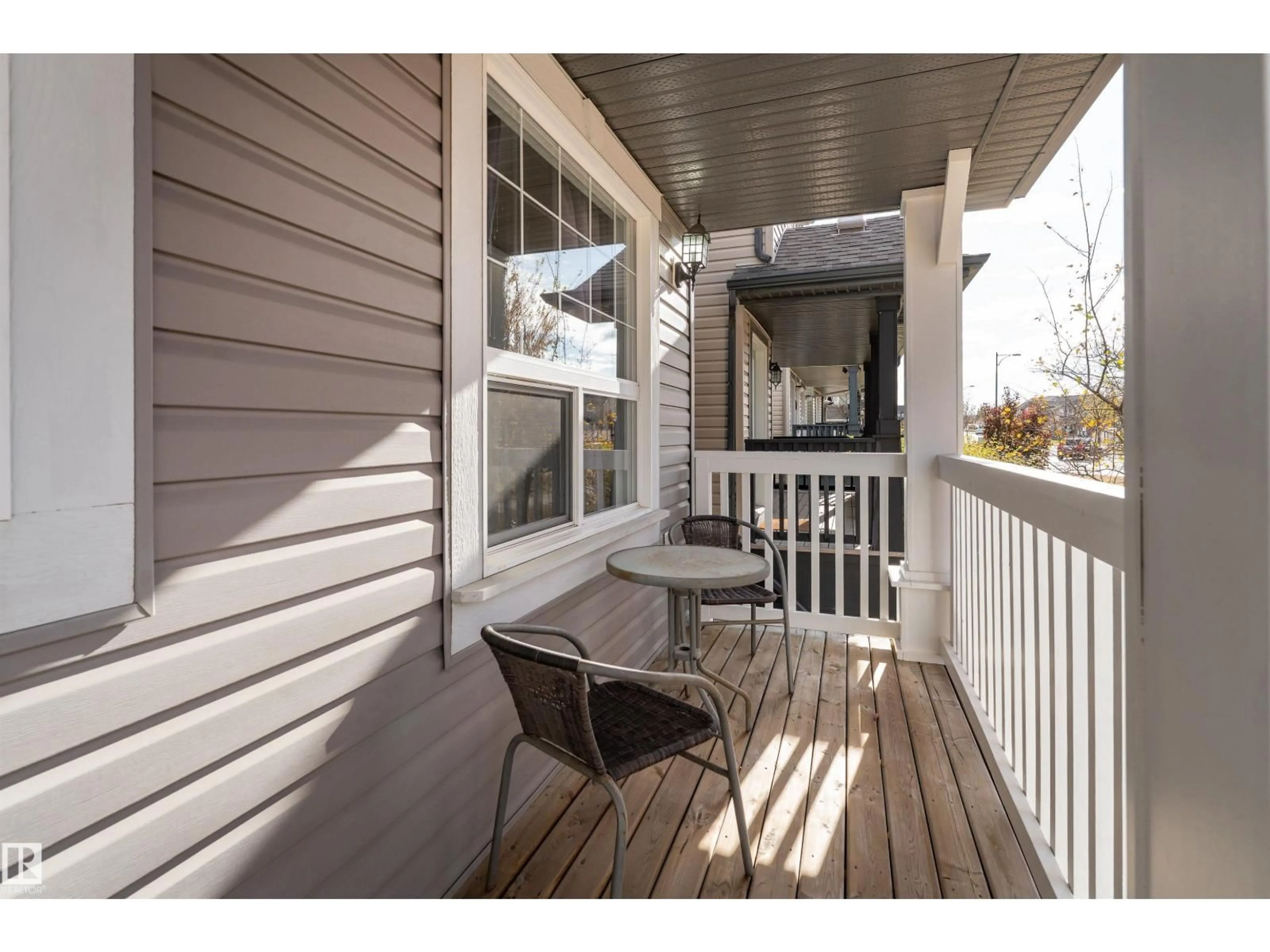 Patio, street for 4268 SUMMERLAND DR, Sherwood Park Alberta T8H0R2